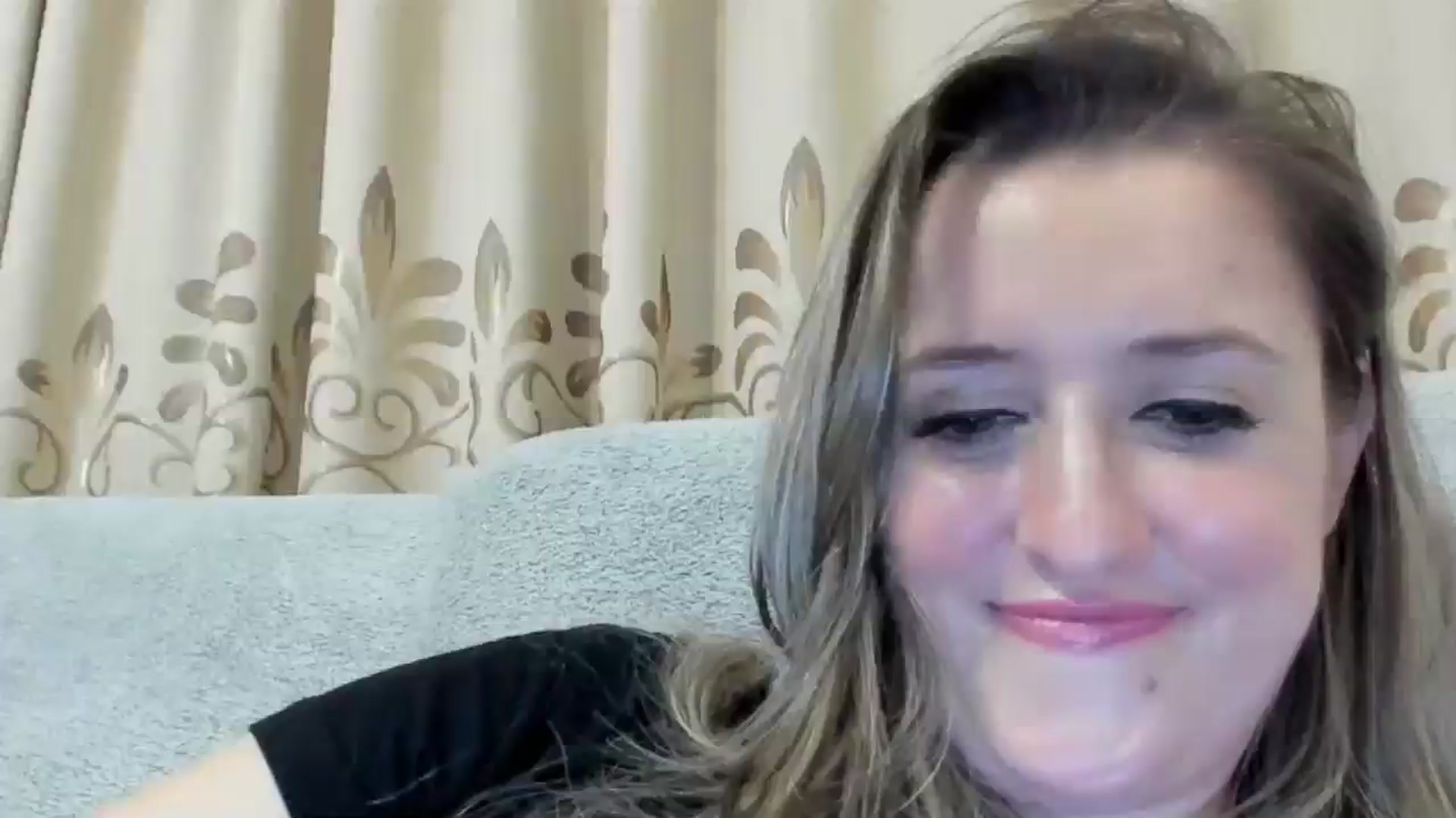 Gallery image thumbnail from BestDream's myfreecams stream on, 10/27/2024, 22:33 image 11 of 20