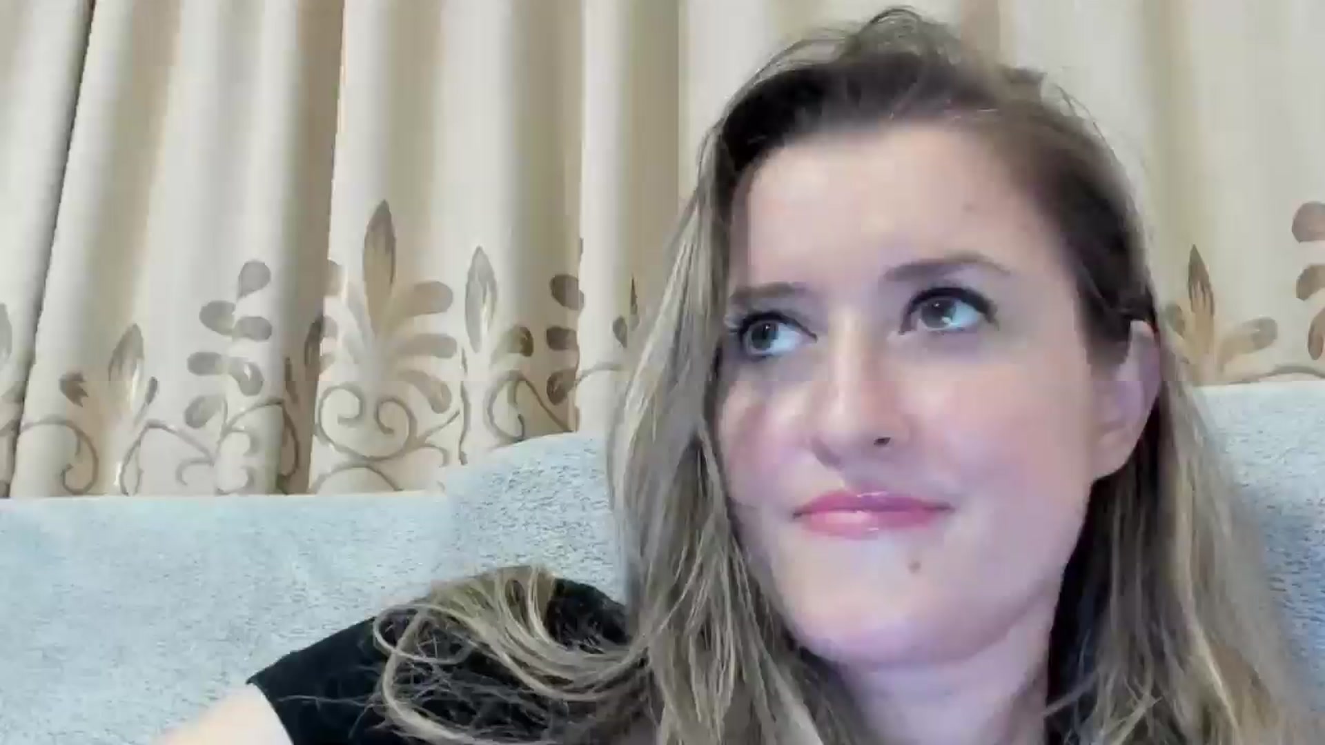 Gallery image thumbnail from BestDream's myfreecams stream on, 10/27/2024, 22:33 image 4 of 20
