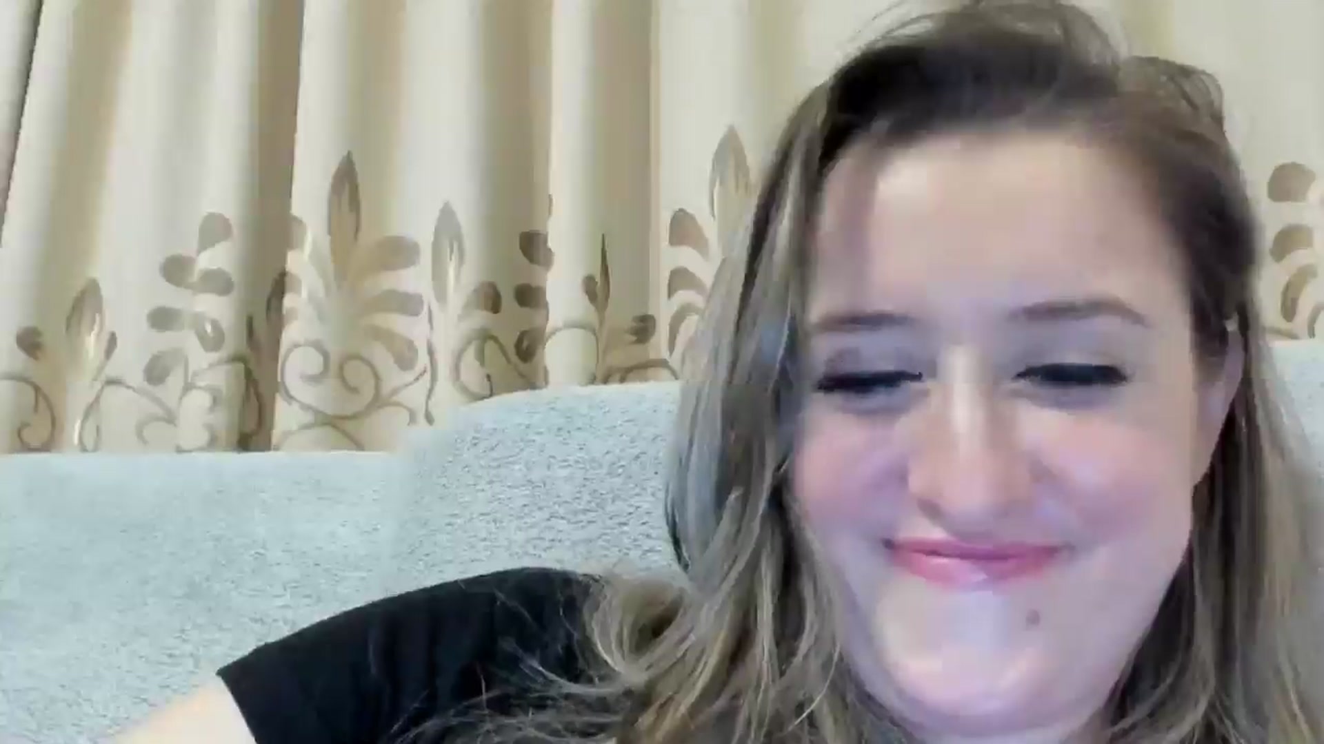 Gallery image thumbnail from BestDream's myfreecams stream on, 10/27/2024, 22:33 image 10 of 20