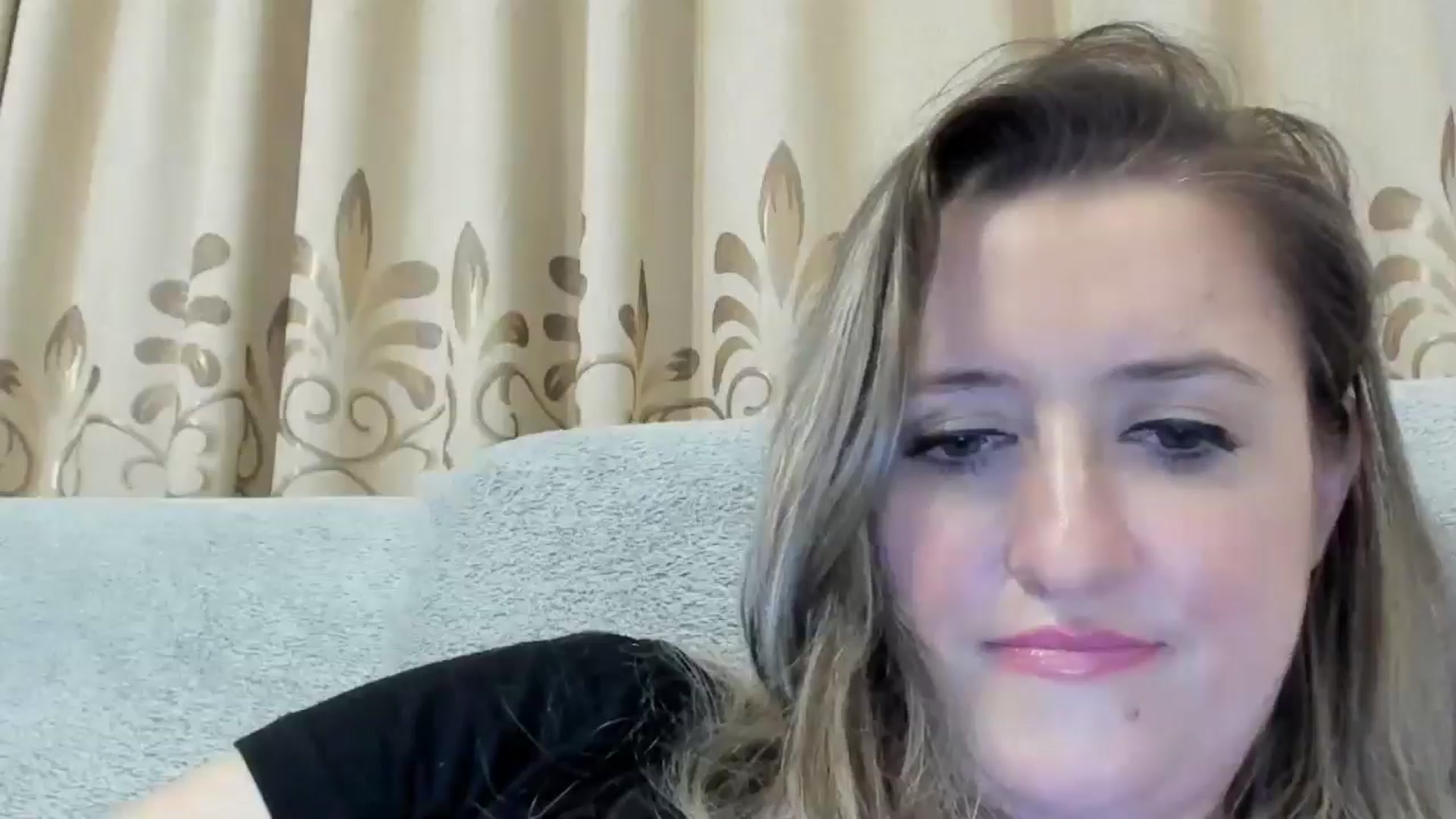 Gallery image thumbnail from BestDream's myfreecams stream on, 10/27/2024, 22:33 image 18 of 20
