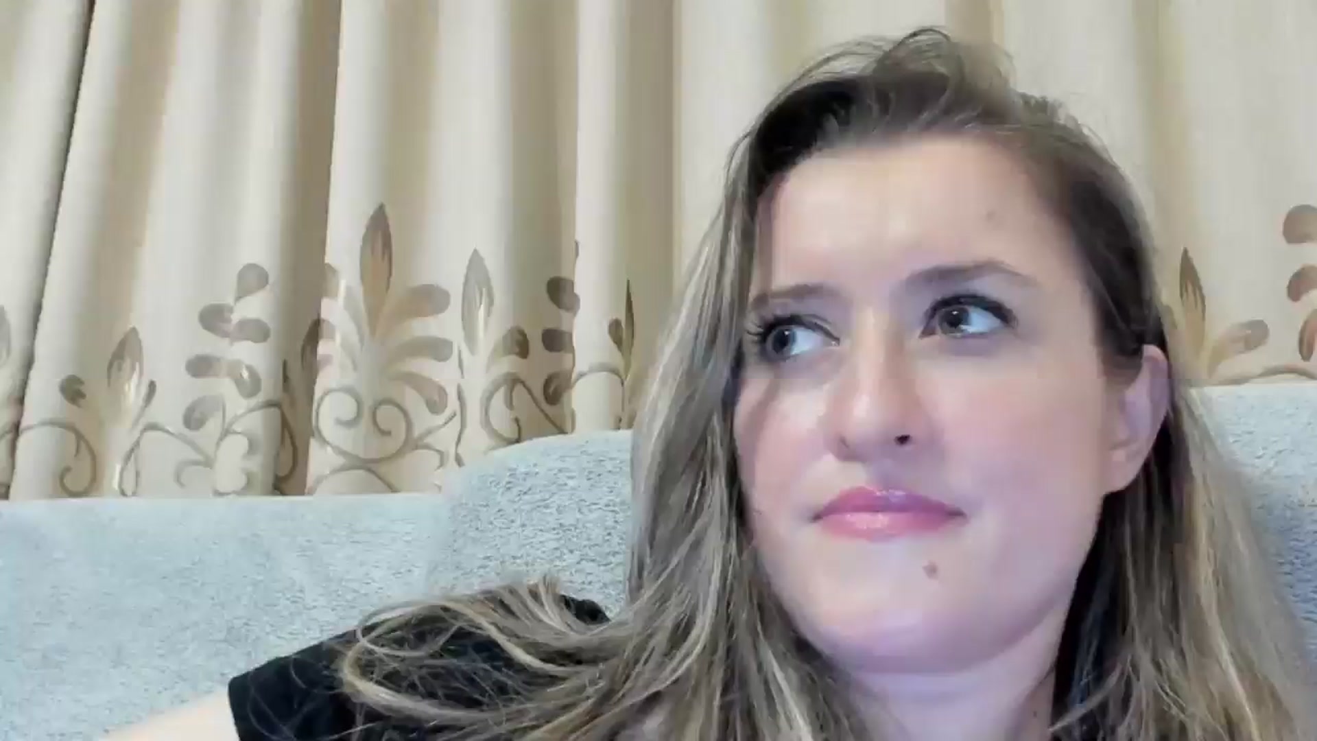 Gallery image thumbnail from BestDream's myfreecams stream on, 10/27/2024, 22:33 image 3 of 20