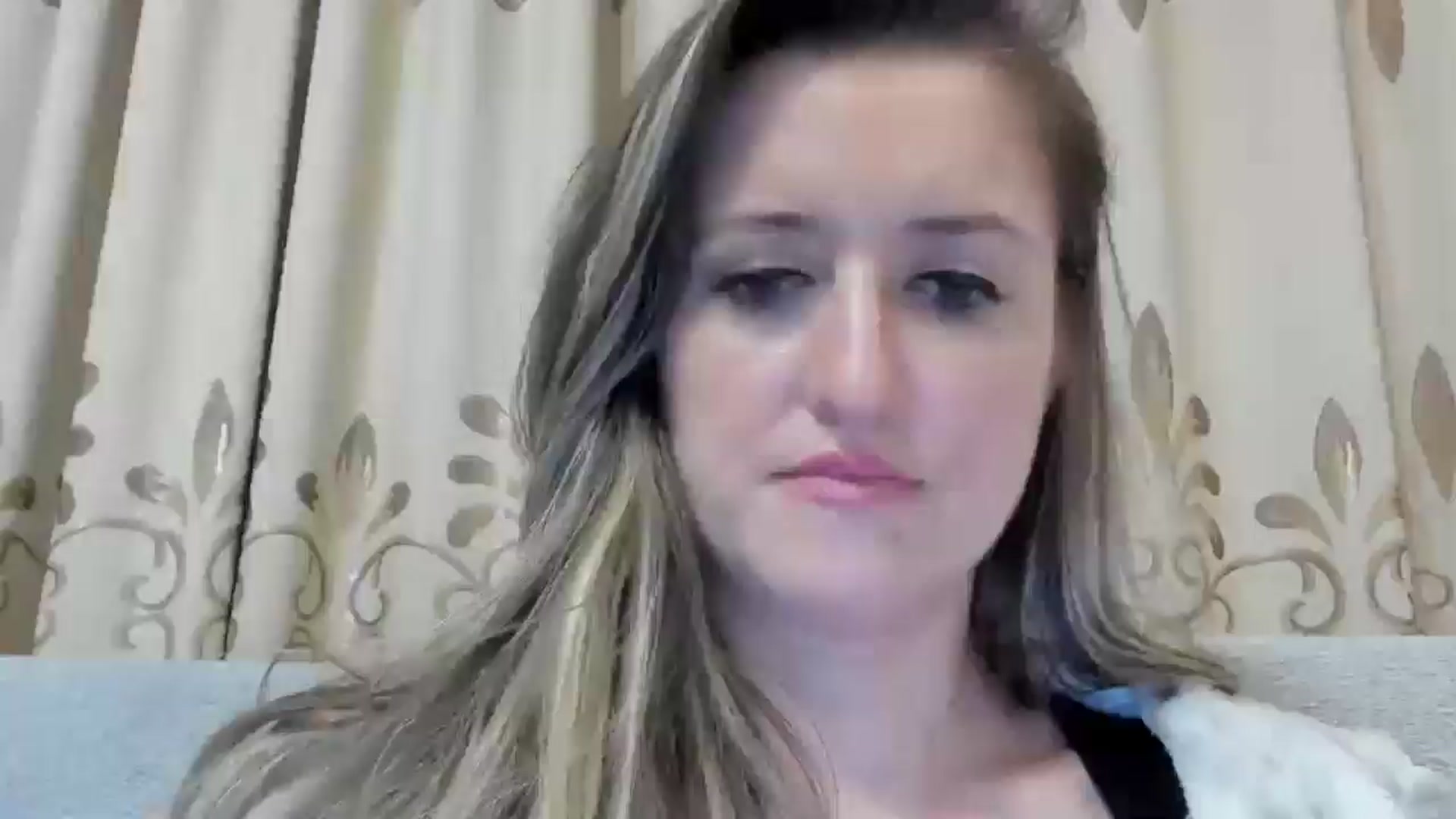 Gallery image thumbnail from BestDream's myfreecams stream on, 10/28/2024, 24:04 image 7 of 20