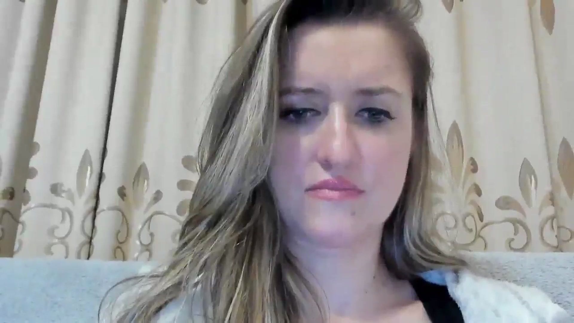 Gallery image thumbnail from BestDream's myfreecams stream on, 10/28/2024, 24:04 image 3 of 20