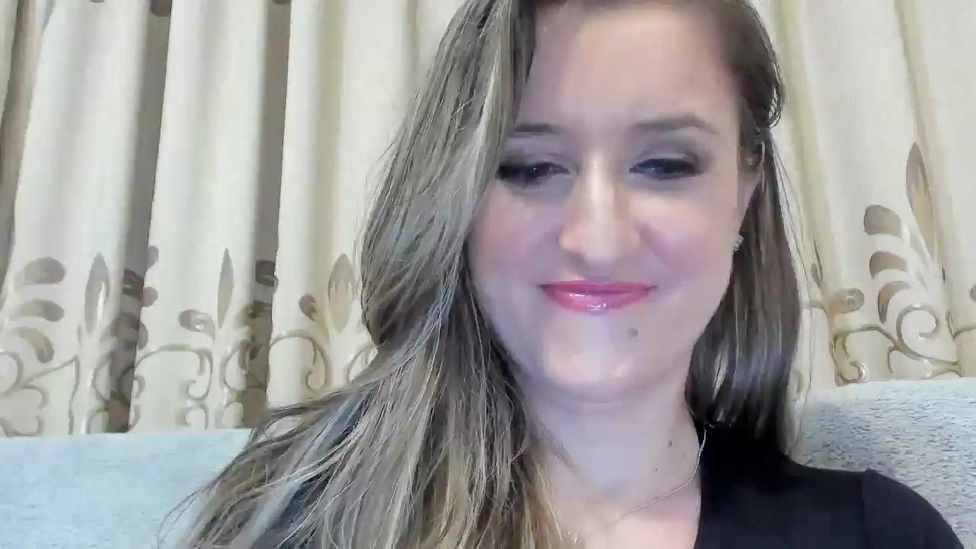 Gallery image thumbnail from BestDream's myfreecams stream on, 10/28/2024, 22:43 image 2 of 20