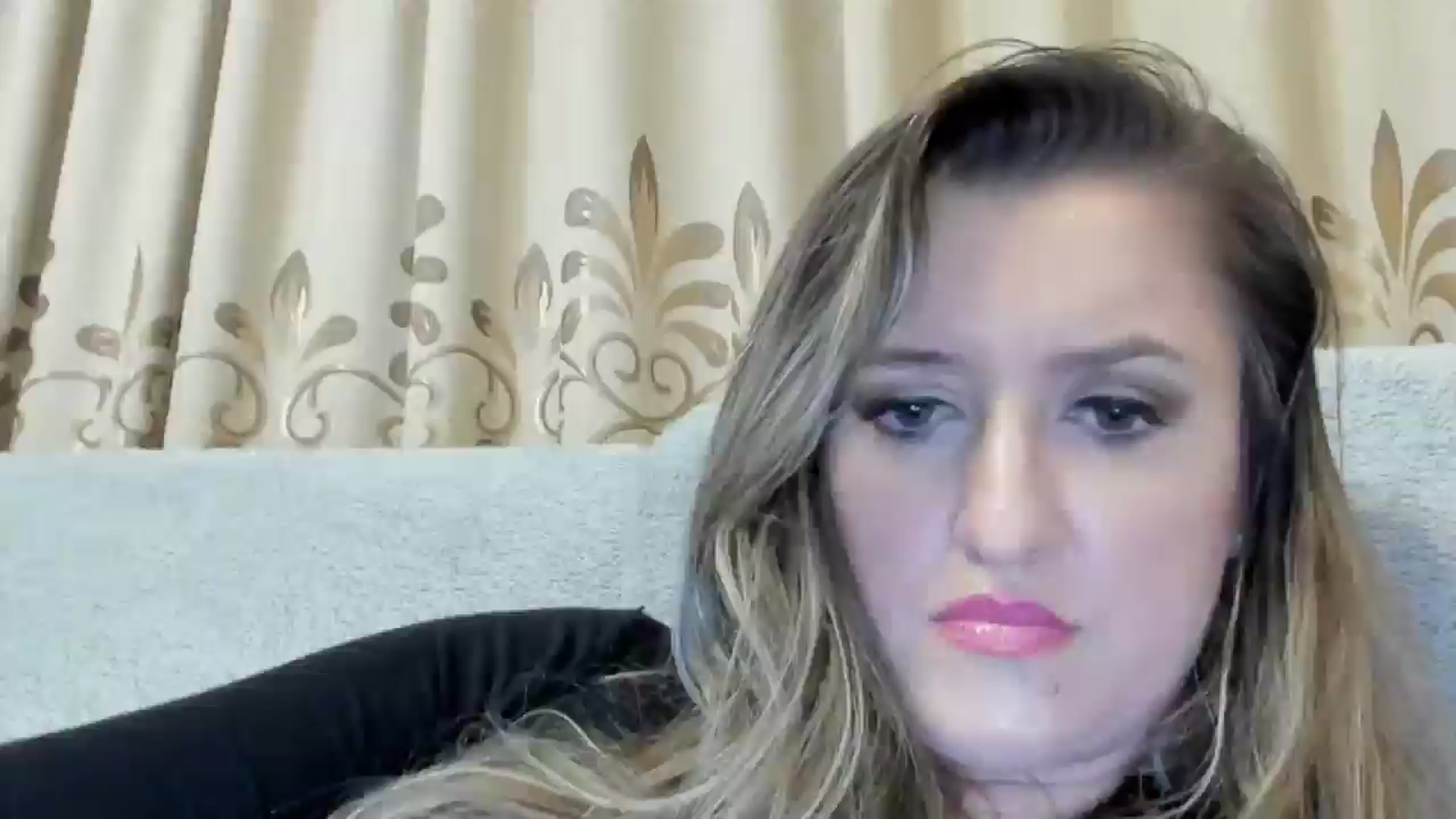 Gallery image thumbnail from BestDream's myfreecams stream on, 10/28/2024, 23:20 image 17 of 20