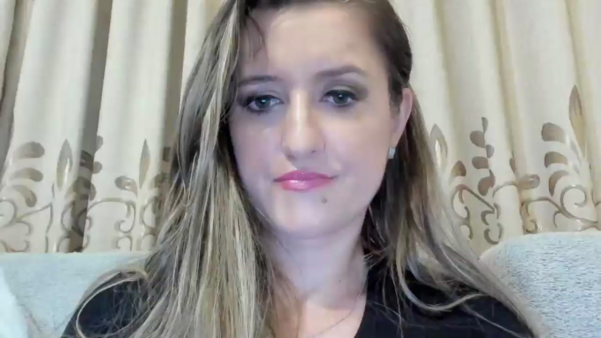 Gallery image thumbnail from BestDream's myfreecams stream on, 10/29/2024, 24:00 image 3 of 20
