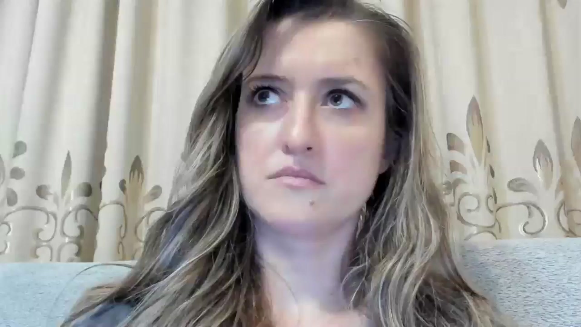 Gallery image thumbnail from BestDream's myfreecams stream on, 10/29/2024, 21:31 image 7 of 20