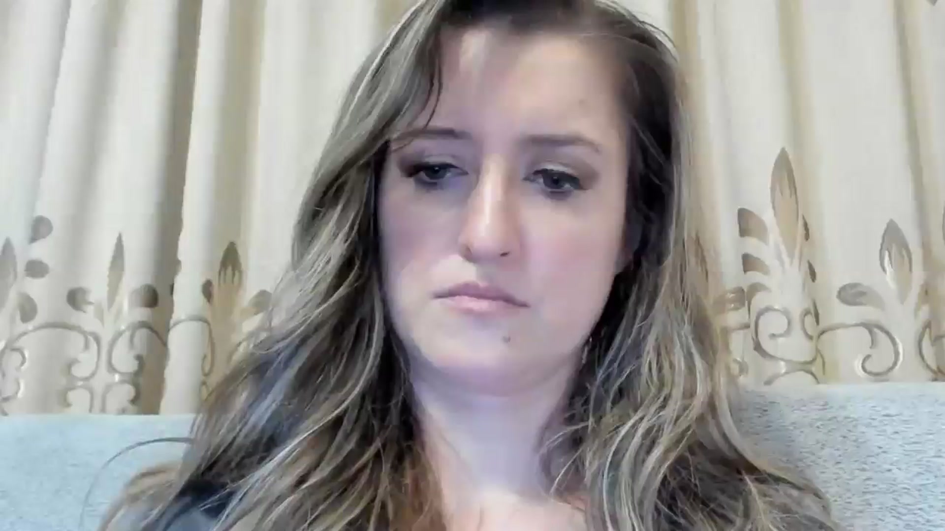 Gallery image thumbnail from BestDream's myfreecams stream on, 10/29/2024, 21:31 image 10 of 20