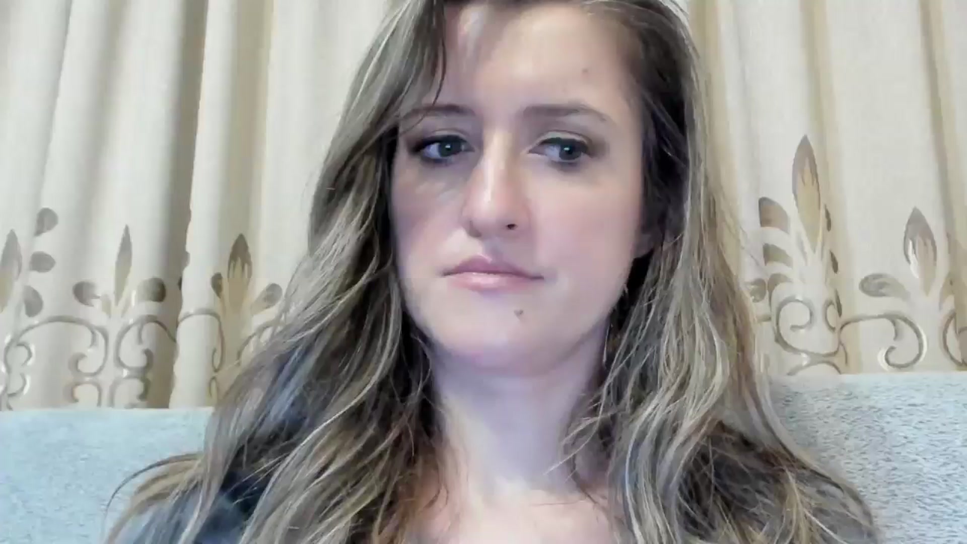 Gallery image thumbnail from BestDream's myfreecams stream on, 10/29/2024, 21:31 image 18 of 20