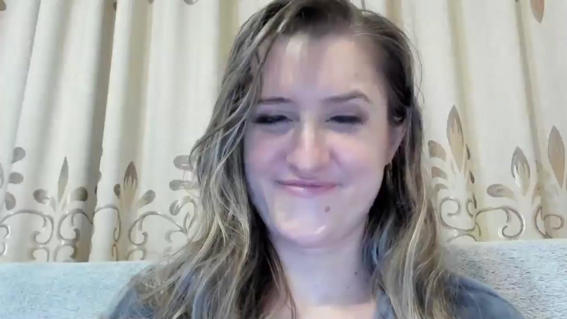 Gallery image thumbnail from BestDream's myfreecams stream on, 10/29/2024, 22:41 image 7 of 20