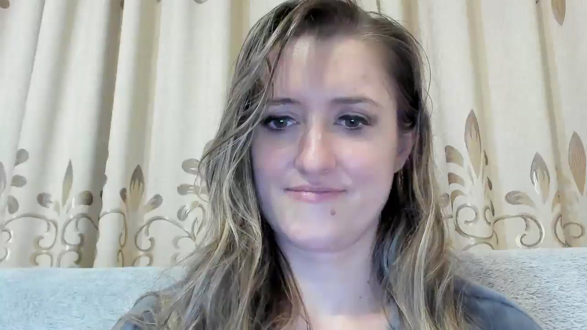 Gallery image thumbnail from BestDream's myfreecams stream on, 10/29/2024, 22:41 image 16 of 20