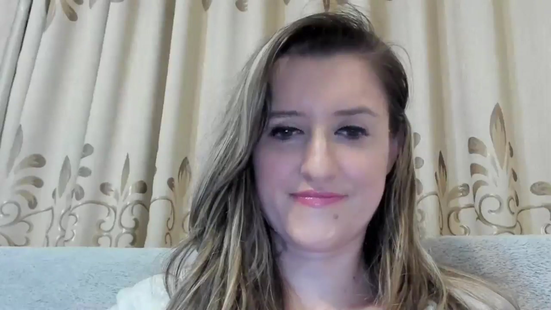 Gallery image thumbnail from BestDream's myfreecams stream on, 10/31/2024, 01:50 image 13 of 20