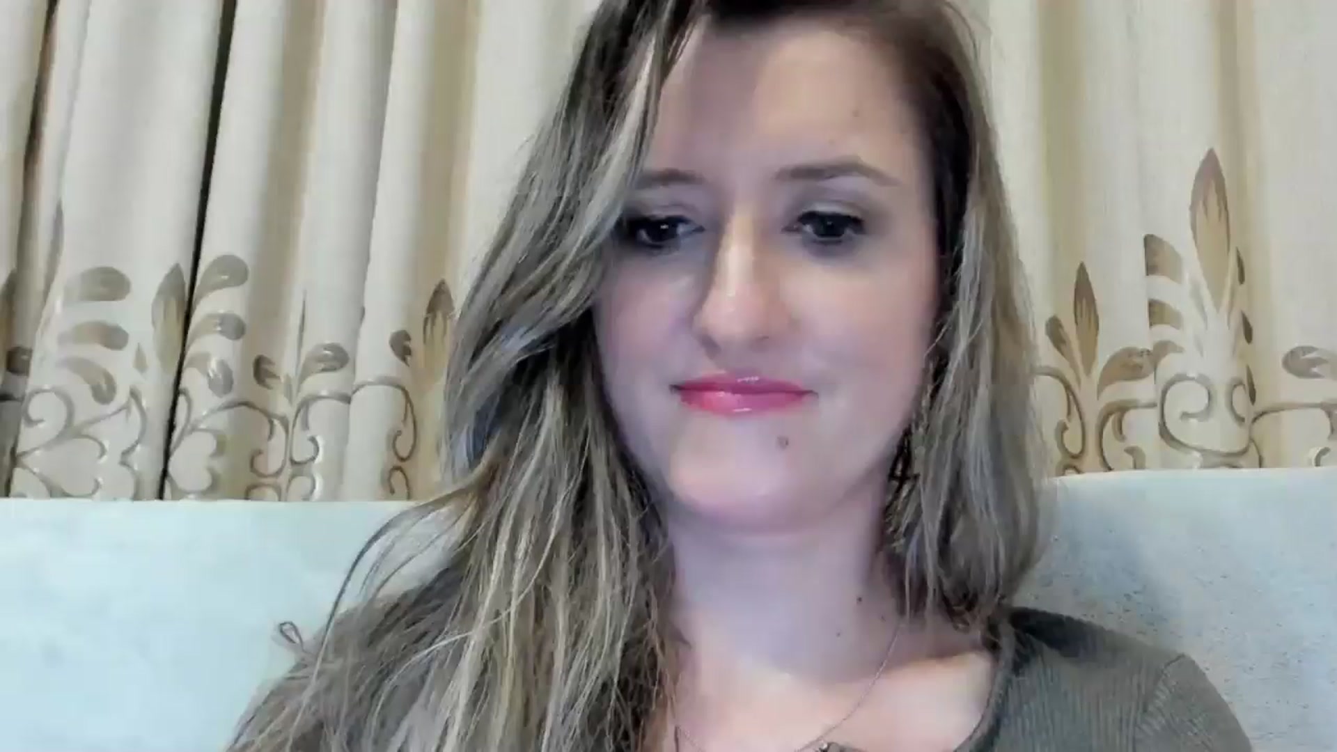 Gallery image thumbnail from BestDream's myfreecams stream on, 11/01/2024, 23:21 image 14 of 20