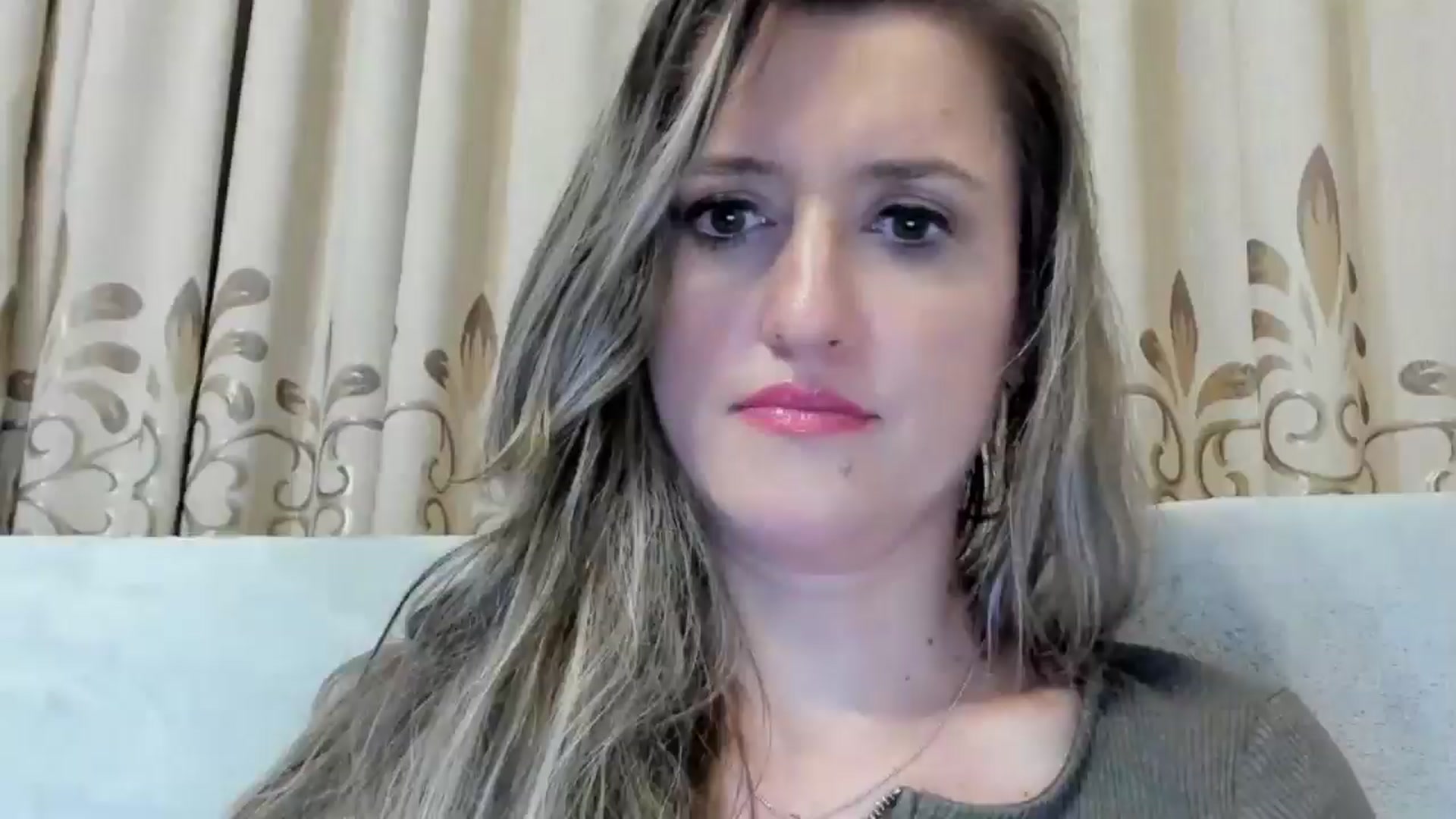 Gallery image thumbnail from BestDream's myfreecams stream on, 11/01/2024, 23:21 image 16 of 20