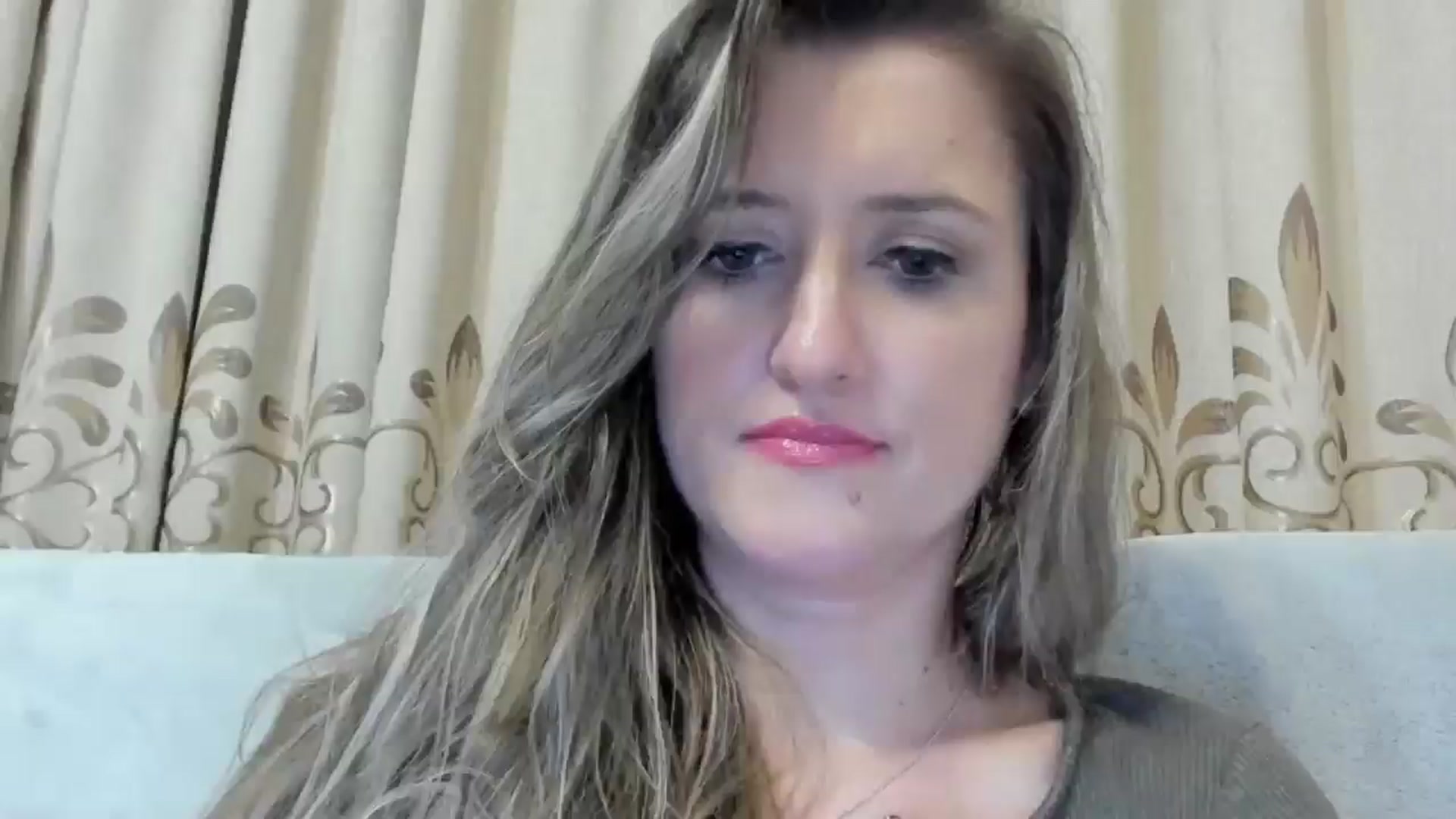 Gallery image thumbnail from BestDream's myfreecams stream on, 11/01/2024, 23:21 image 1 of 20