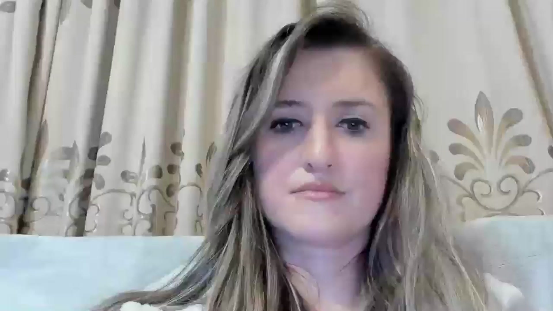 Gallery image thumbnail from BestDream's myfreecams stream on, 11/02/2024, 23:40 image 17 of 20