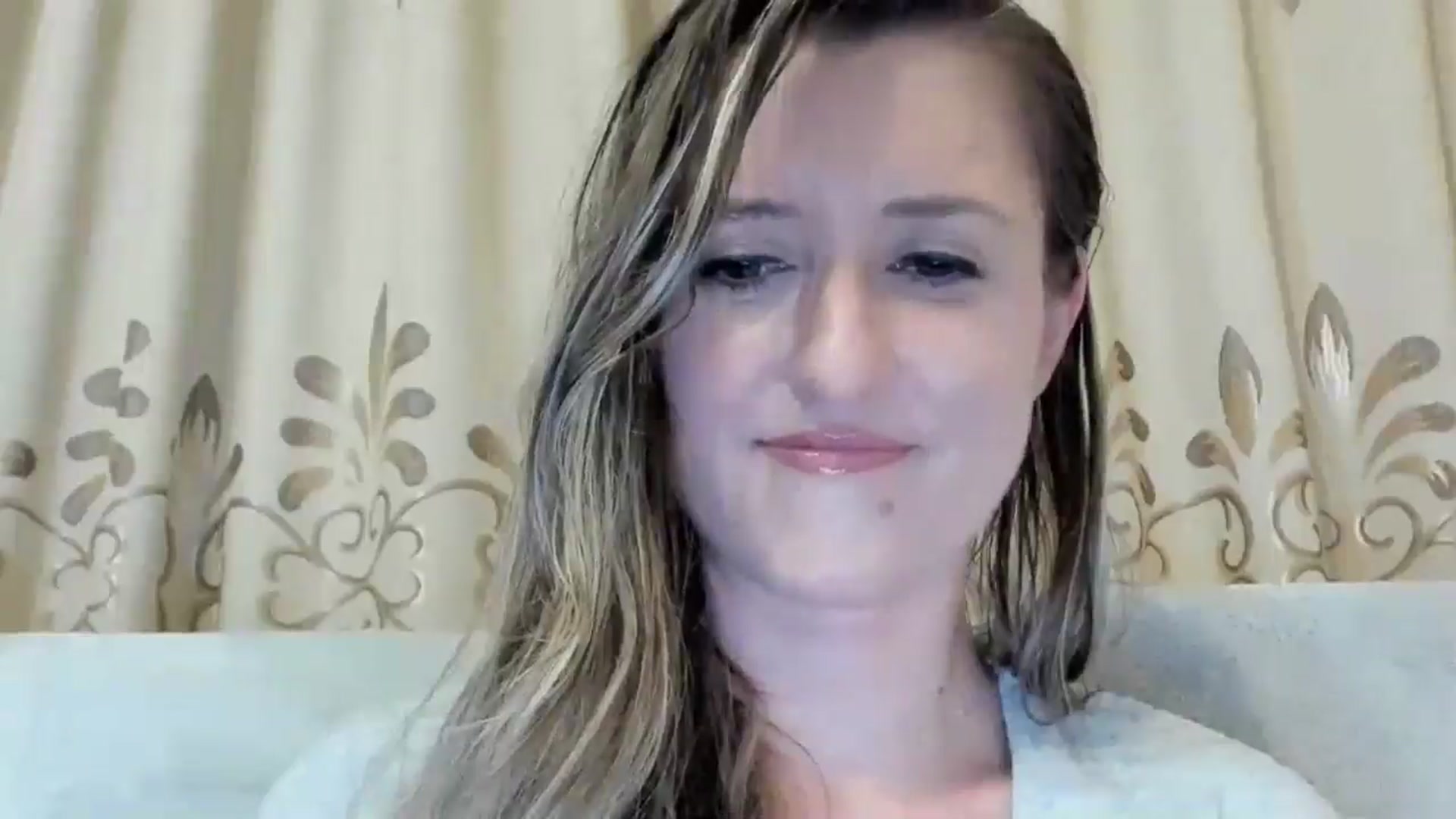 Gallery image thumbnail from BestDream's myfreecams stream on, 11/05/2024, 22:29 image 8 of 20