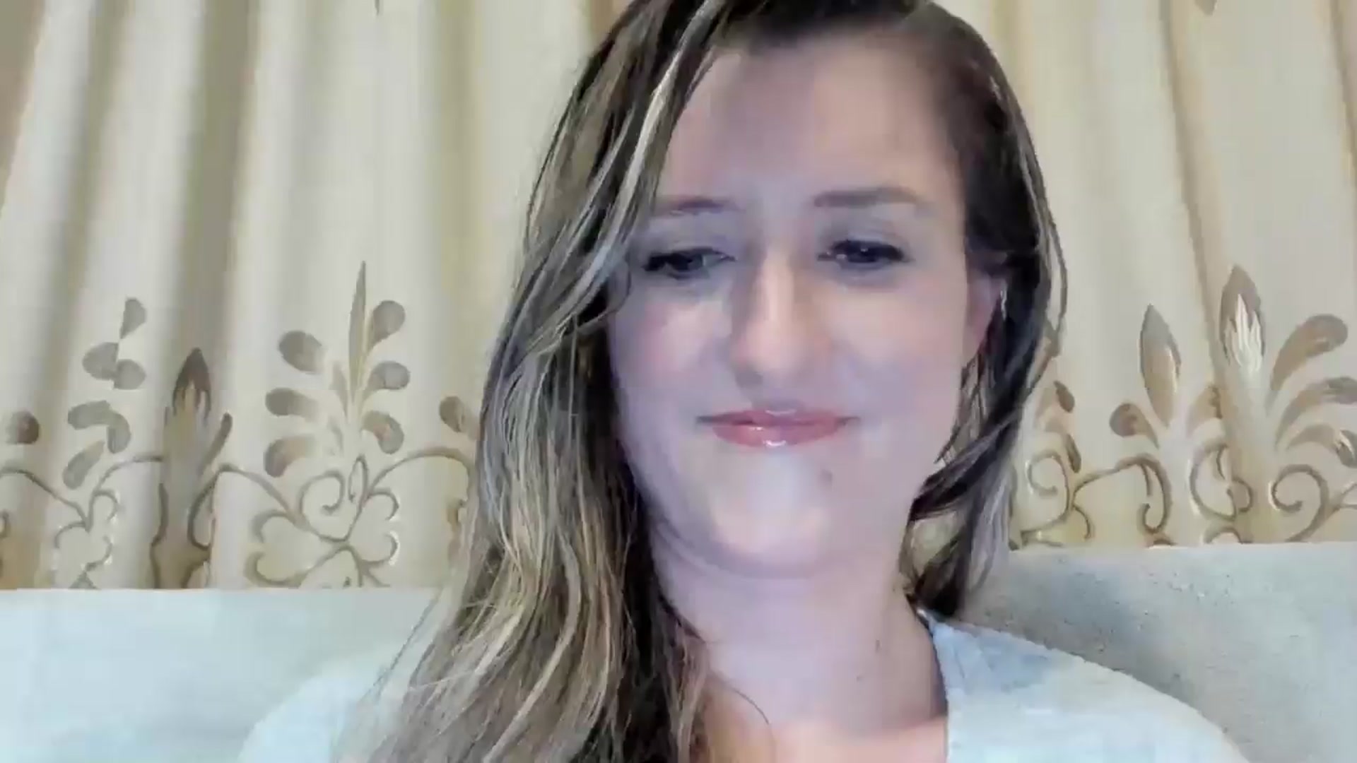 Gallery image thumbnail from BestDream's myfreecams stream on, 11/05/2024, 22:29 image 6 of 20
