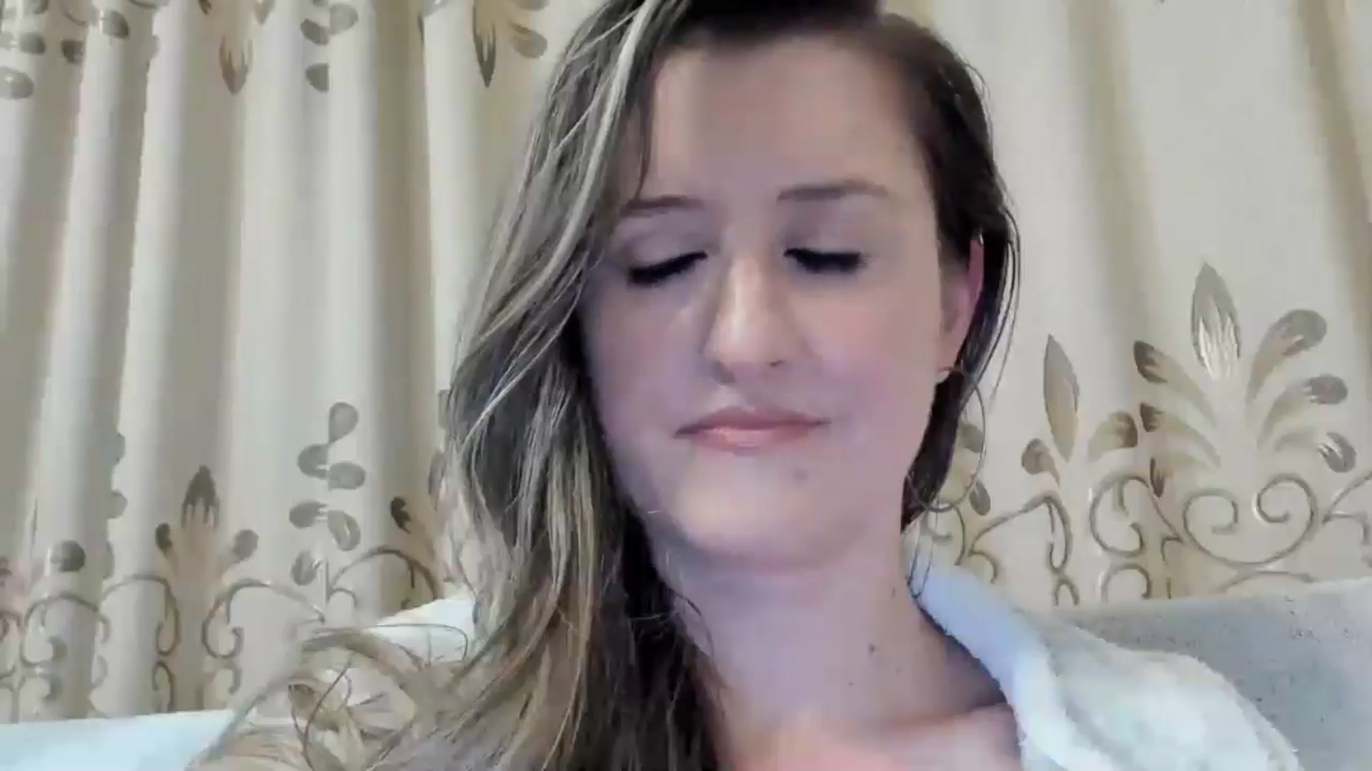 Gallery image thumbnail from BestDream's myfreecams stream on, 11/07/2024, 02:42 image 9 of 20