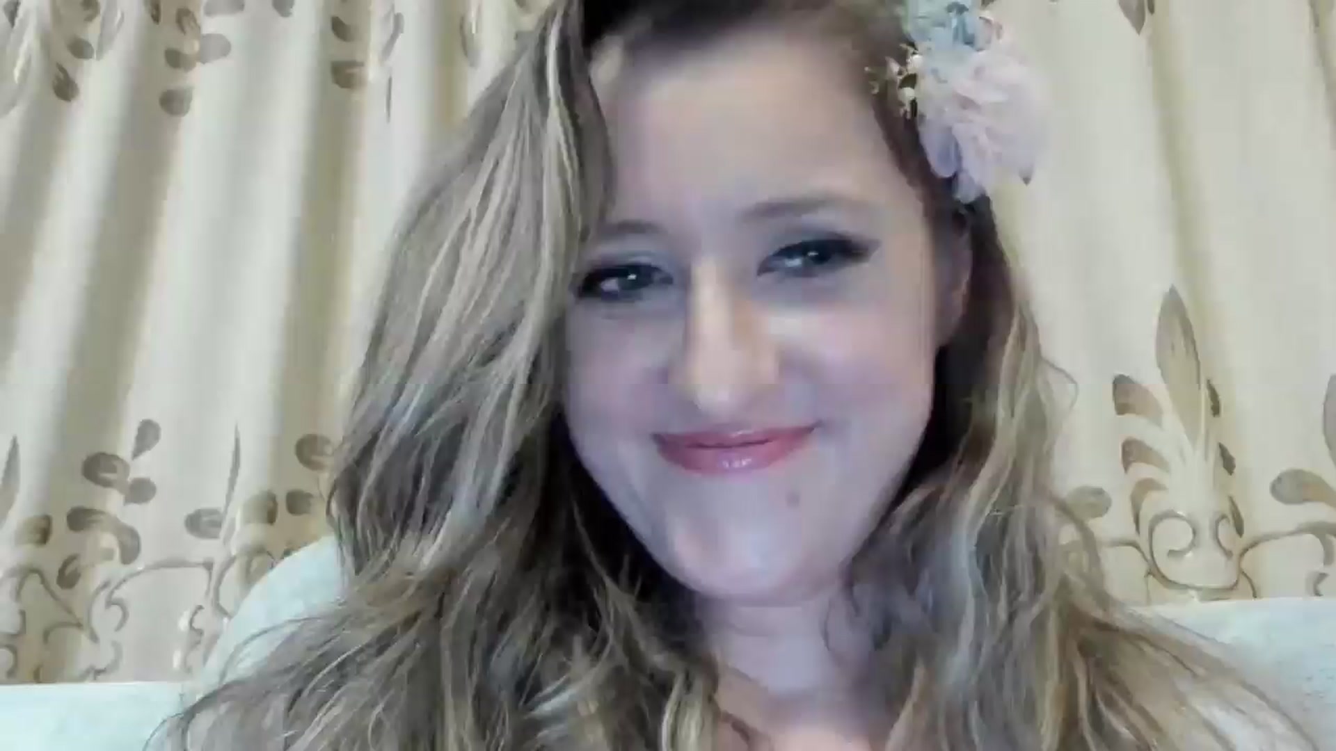 Gallery image thumbnail from BestDream's myfreecams stream on, 11/08/2024, 23:30 image 1 of 20