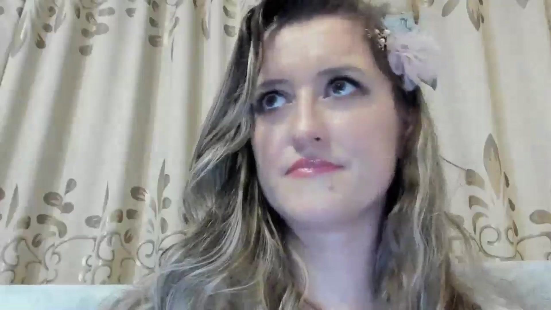 Gallery image thumbnail from BestDream's myfreecams stream on, 11/08/2024, 23:30 image 16 of 20