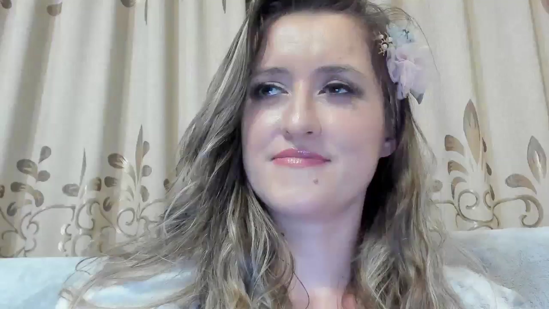 Gallery image thumbnail from BestDream's myfreecams stream on, 11/09/2024, 24:24 image 4 of 20