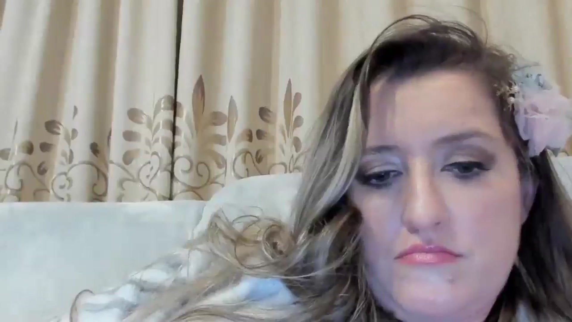 Gallery image thumbnail from BestDream's myfreecams stream on, 11/09/2024, 01:38 image 15 of 20