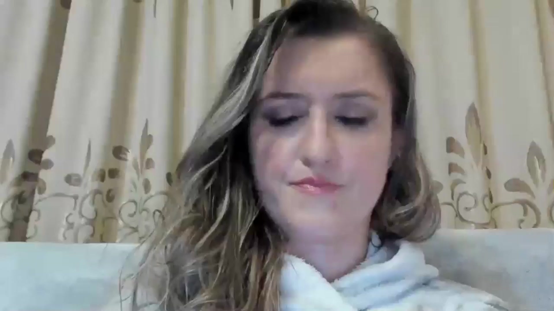 Gallery image thumbnail from BestDream's myfreecams stream on, 11/09/2024, 22:32 image 2 of 20