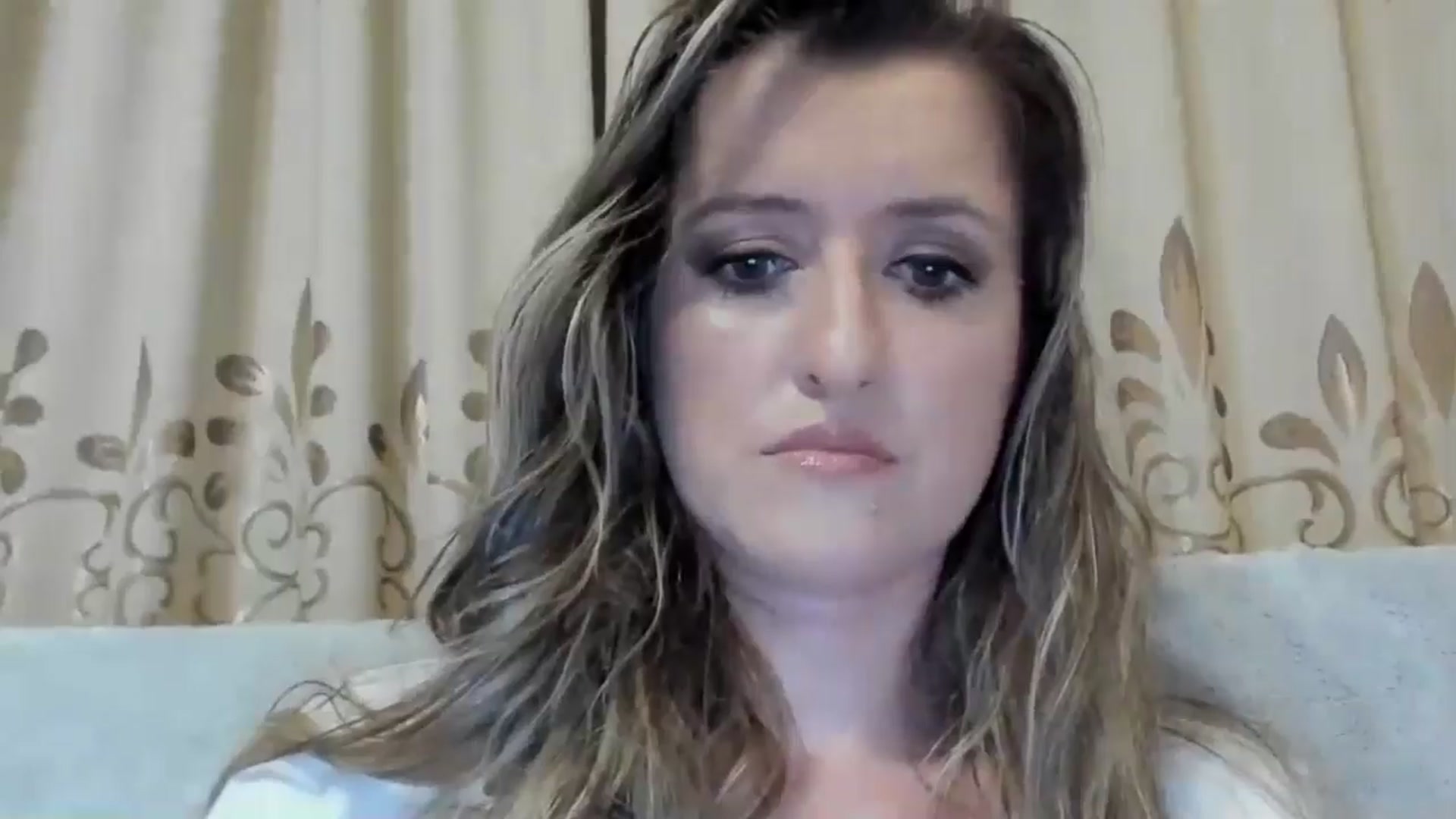 Gallery image thumbnail from BestDream's myfreecams stream on, 11/10/2024, 22:55 image 6 of 20