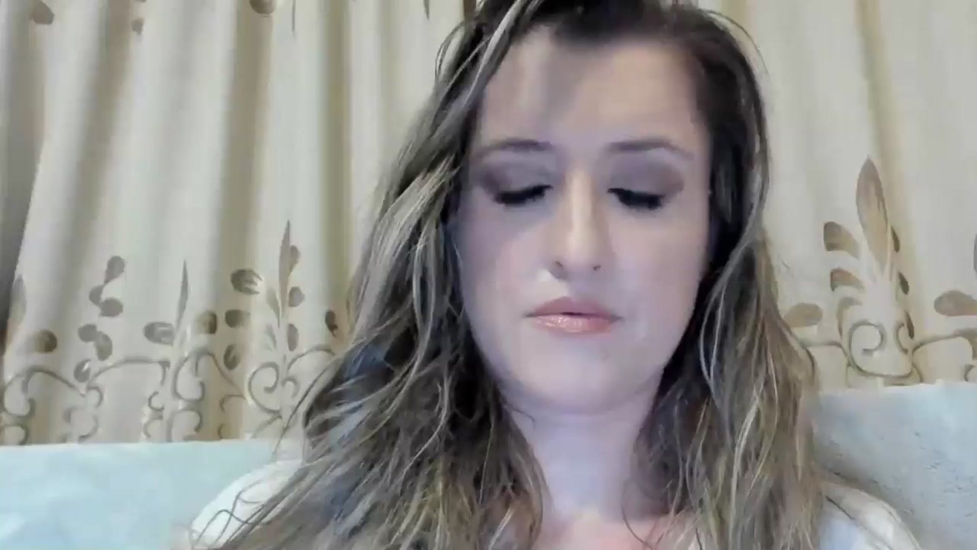 Gallery image thumbnail from BestDream's myfreecams stream on, 11/10/2024, 22:55 image 8 of 20