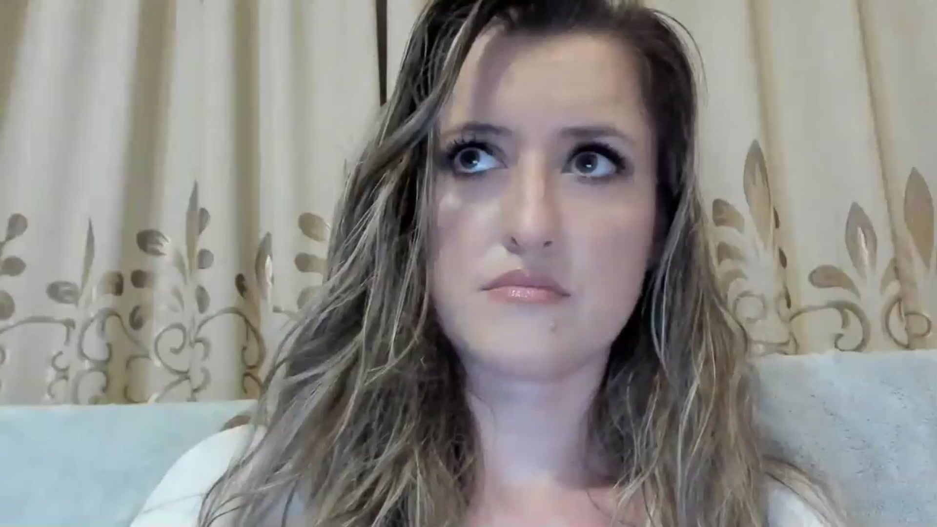 Gallery image thumbnail from BestDream's myfreecams stream on, 11/10/2024, 22:55 image 5 of 20