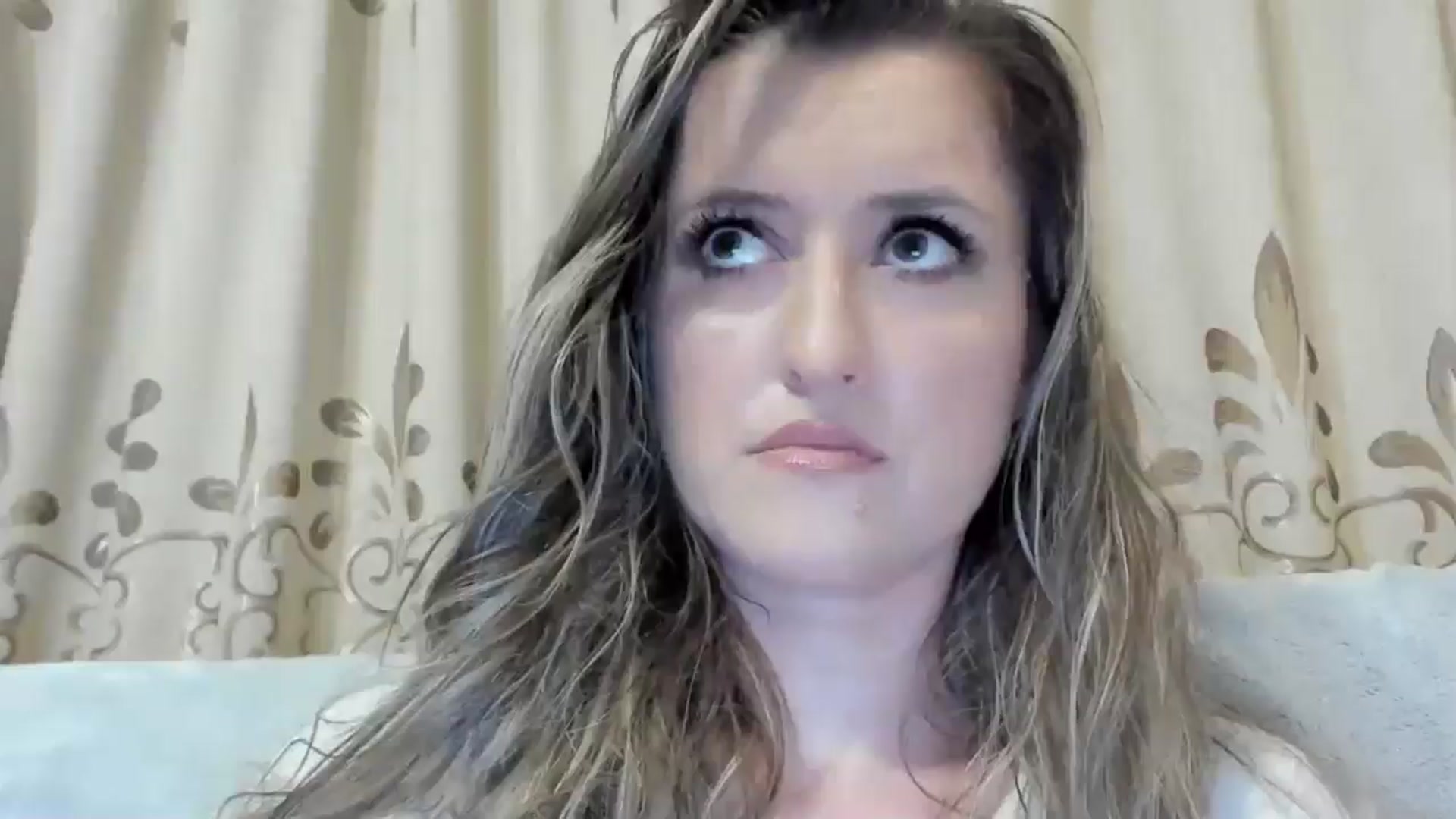Gallery image thumbnail from BestDream's myfreecams stream on, 11/10/2024, 22:55 image 7 of 20