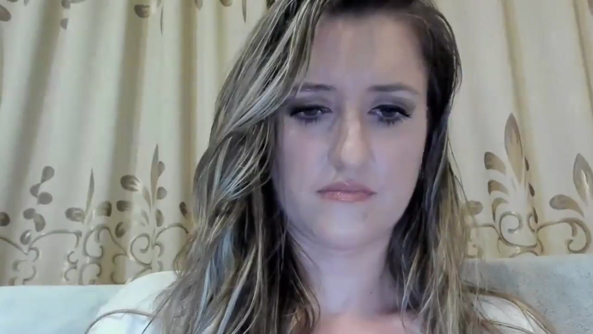 Gallery image thumbnail from BestDream's myfreecams stream on, 11/11/2024, 24:03 image 16 of 20