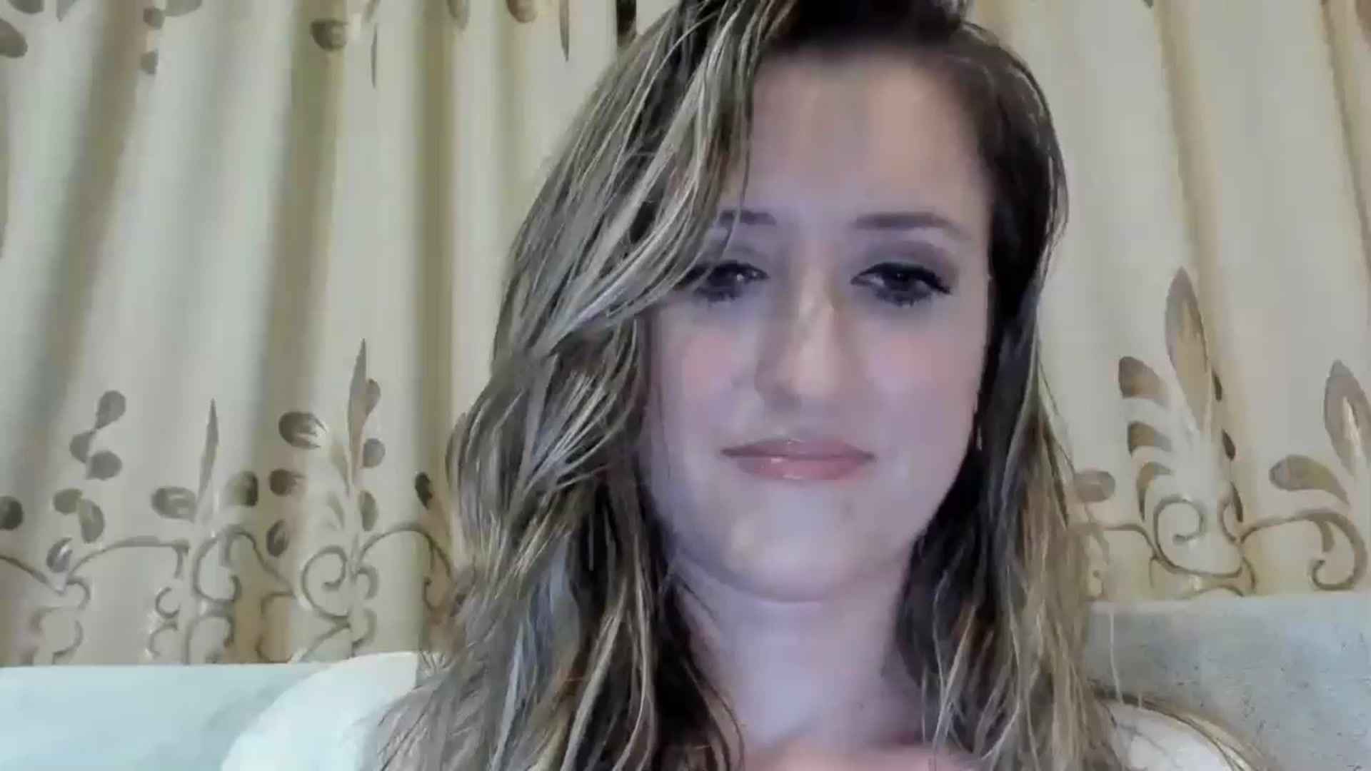 Gallery image thumbnail from BestDream's myfreecams stream on, 11/11/2024, 24:03 image 19 of 20