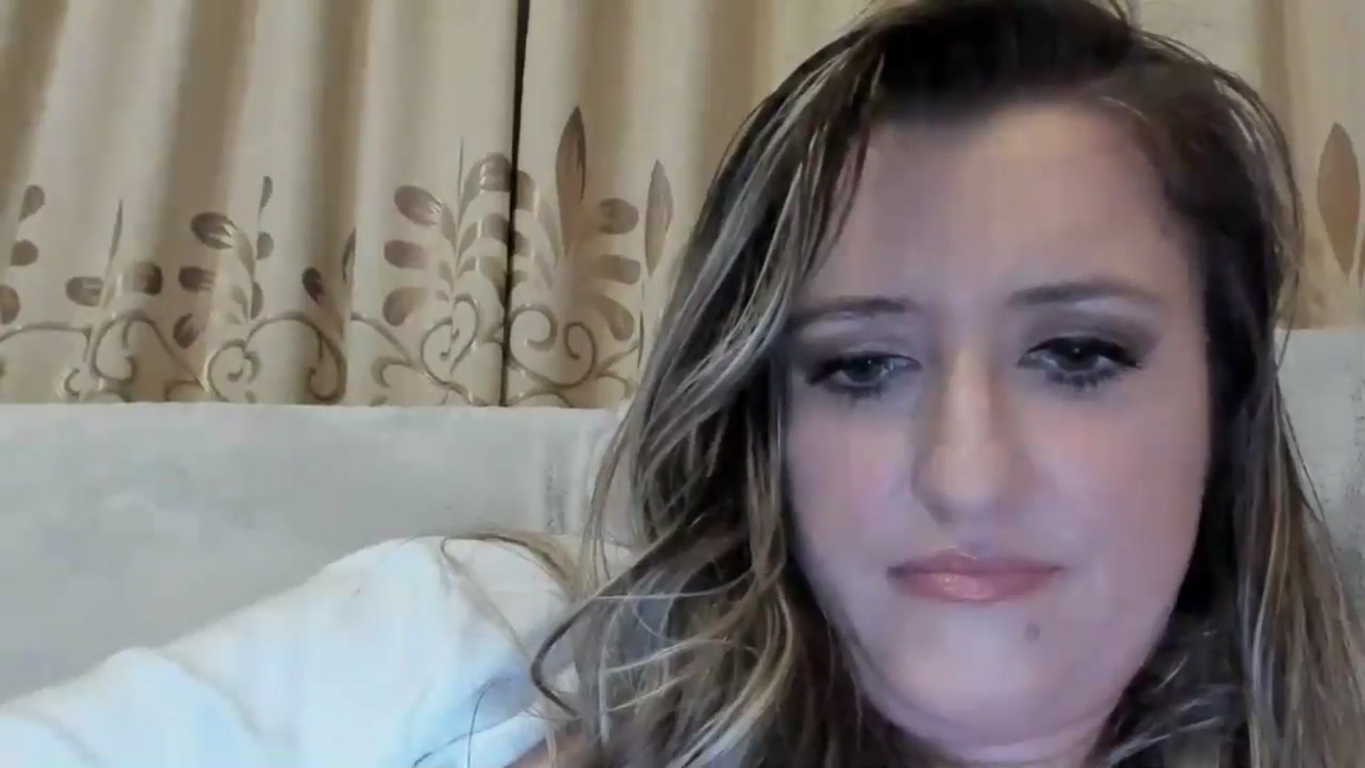 Gallery image thumbnail from BestDream's myfreecams stream on, 11/11/2024, 02:12 image 9 of 20