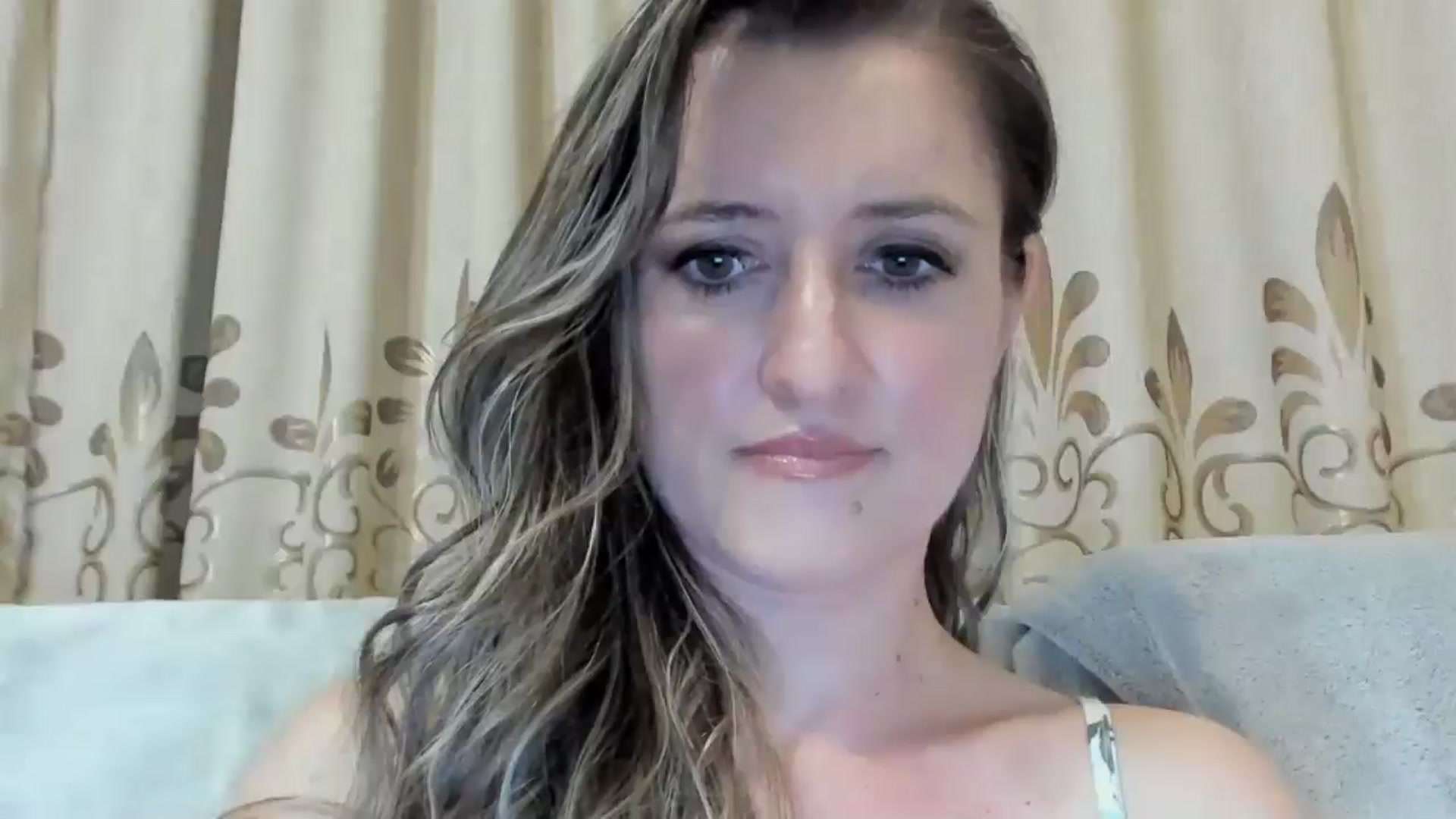 Gallery image thumbnail from BestDream's myfreecams stream on, 11/11/2024, 20:01 image 13 of 20