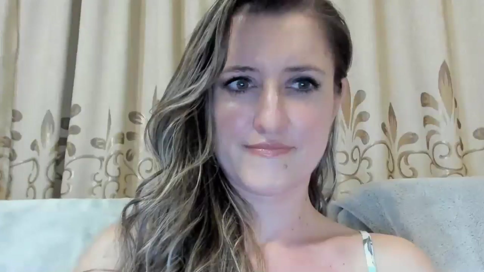 Gallery image thumbnail from BestDream's myfreecams stream on, 11/11/2024, 20:01 image 14 of 20