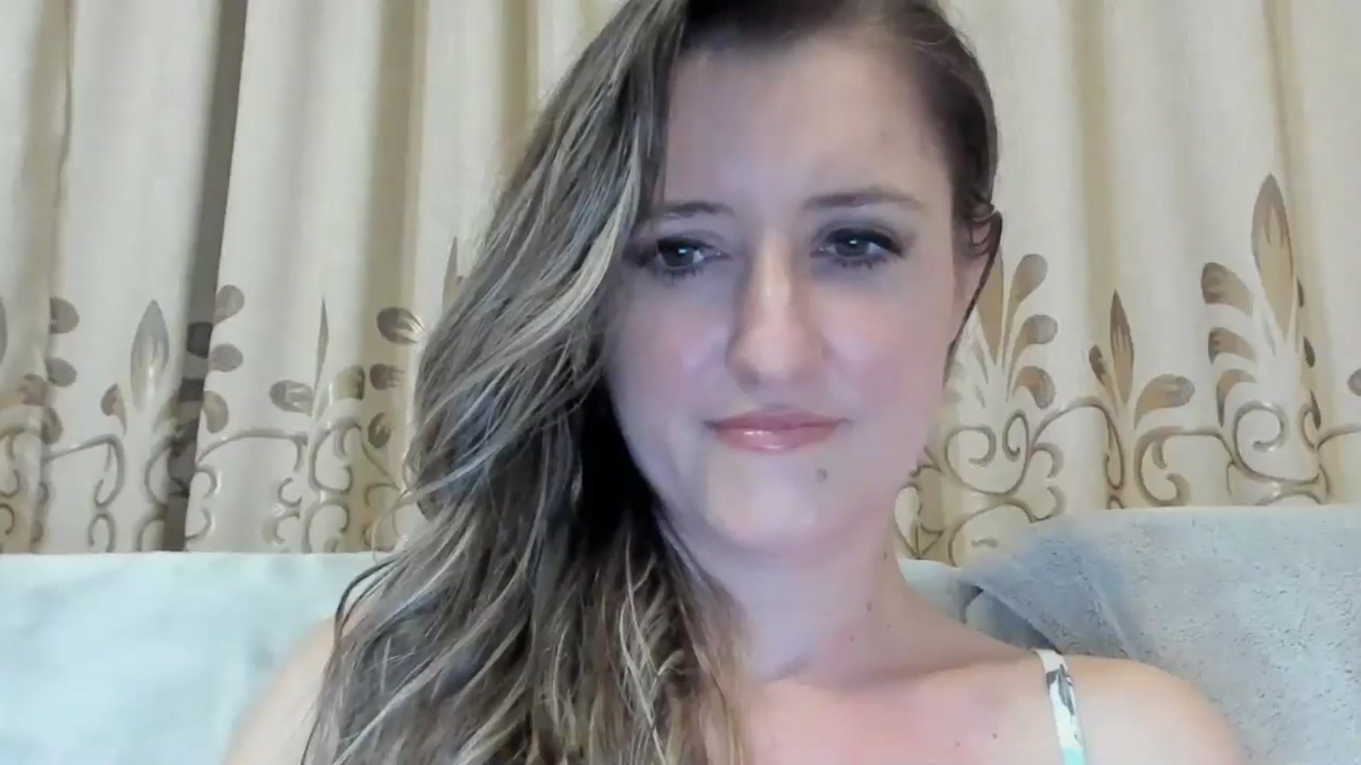 Gallery image thumbnail from BestDream's myfreecams stream on, 11/11/2024, 20:01 image 2 of 20