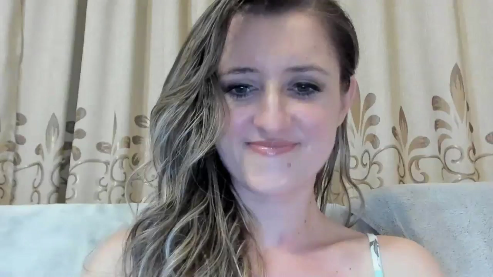 Gallery image thumbnail from BestDream's myfreecams stream on, 11/11/2024, 20:01 image 7 of 20