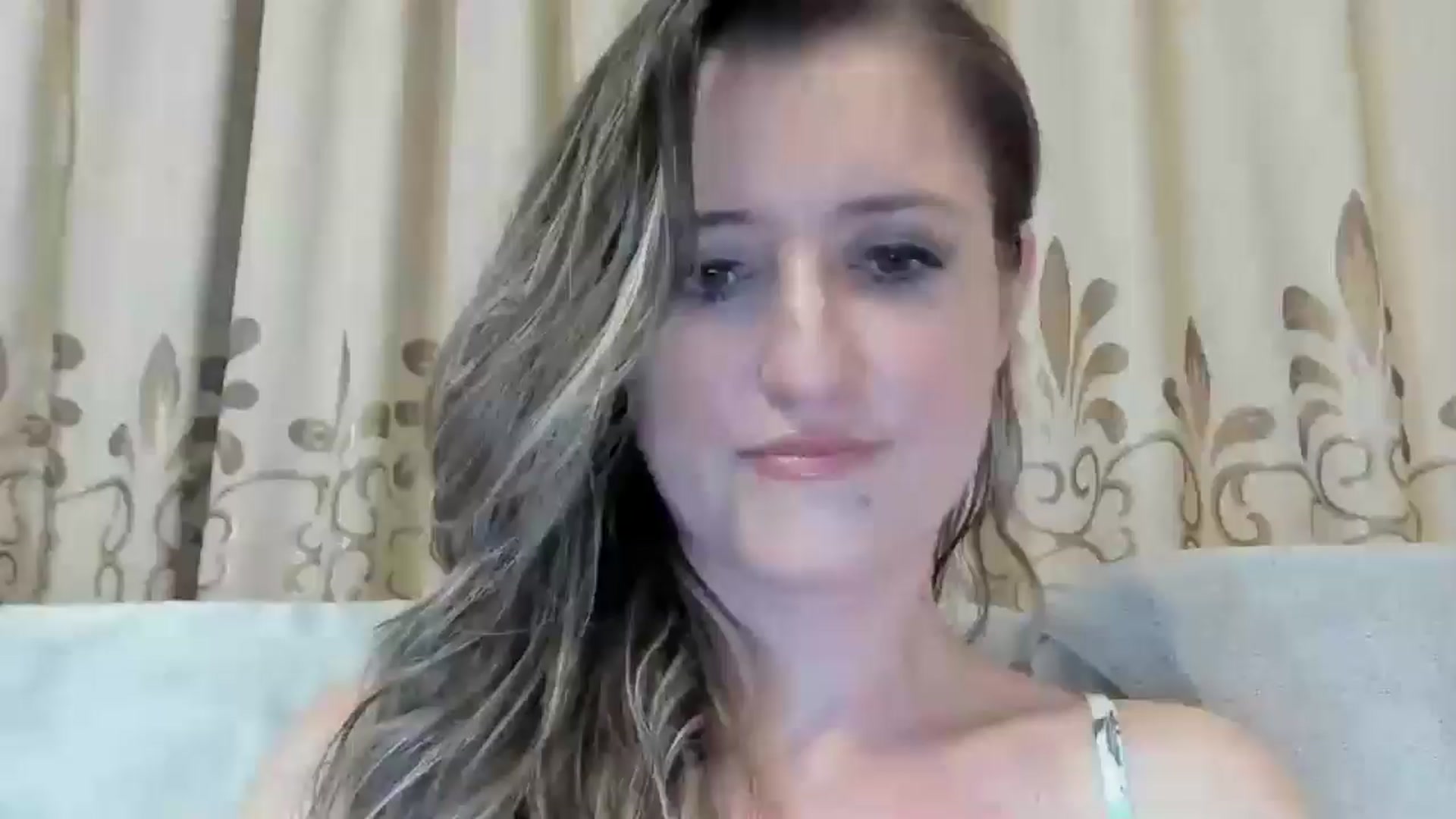 Gallery image thumbnail from BestDream's myfreecams stream on, 11/11/2024, 20:01 image 4 of 20