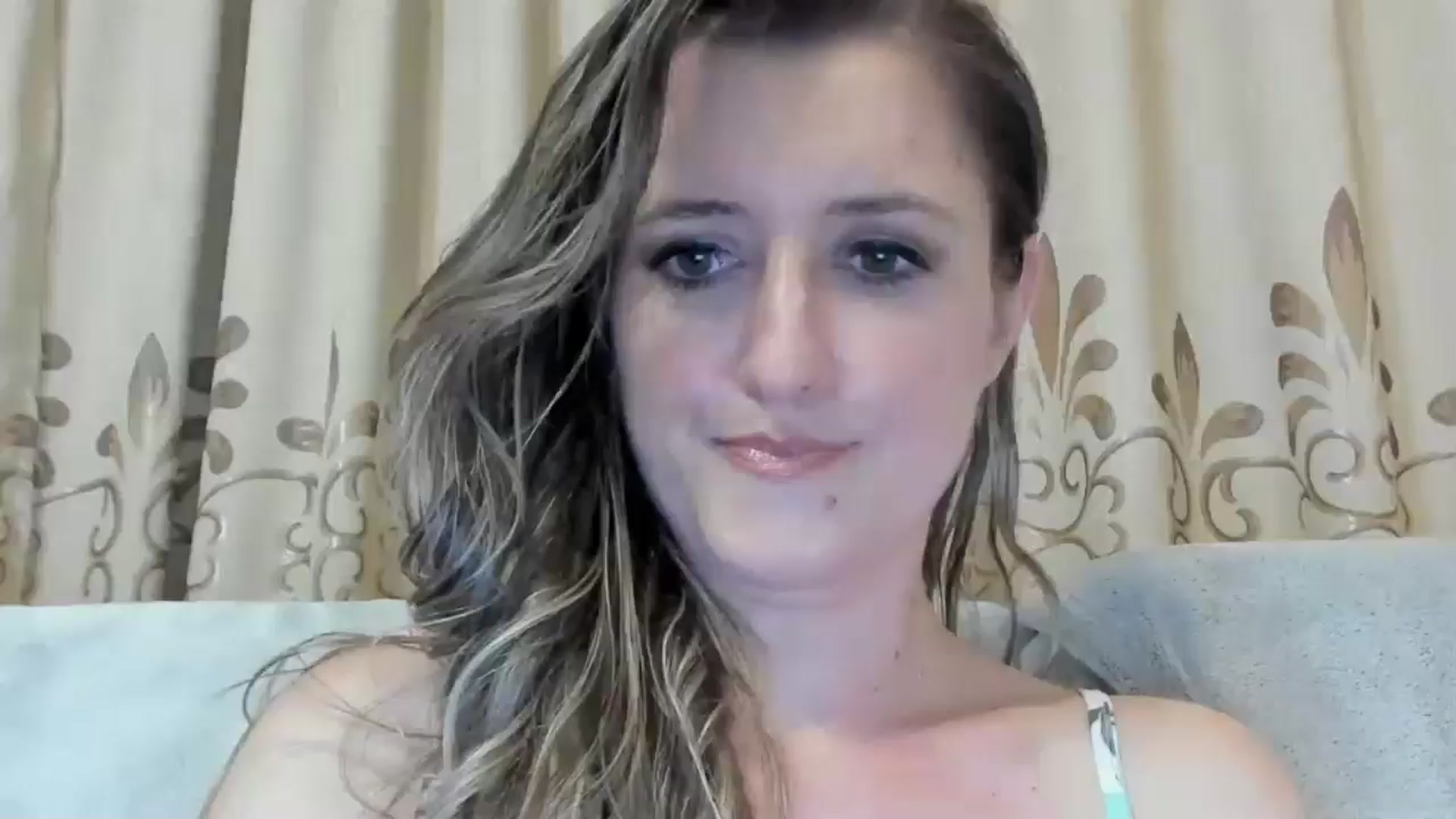 Gallery image thumbnail from BestDream's myfreecams stream on, 11/11/2024, 20:01 image 8 of 20