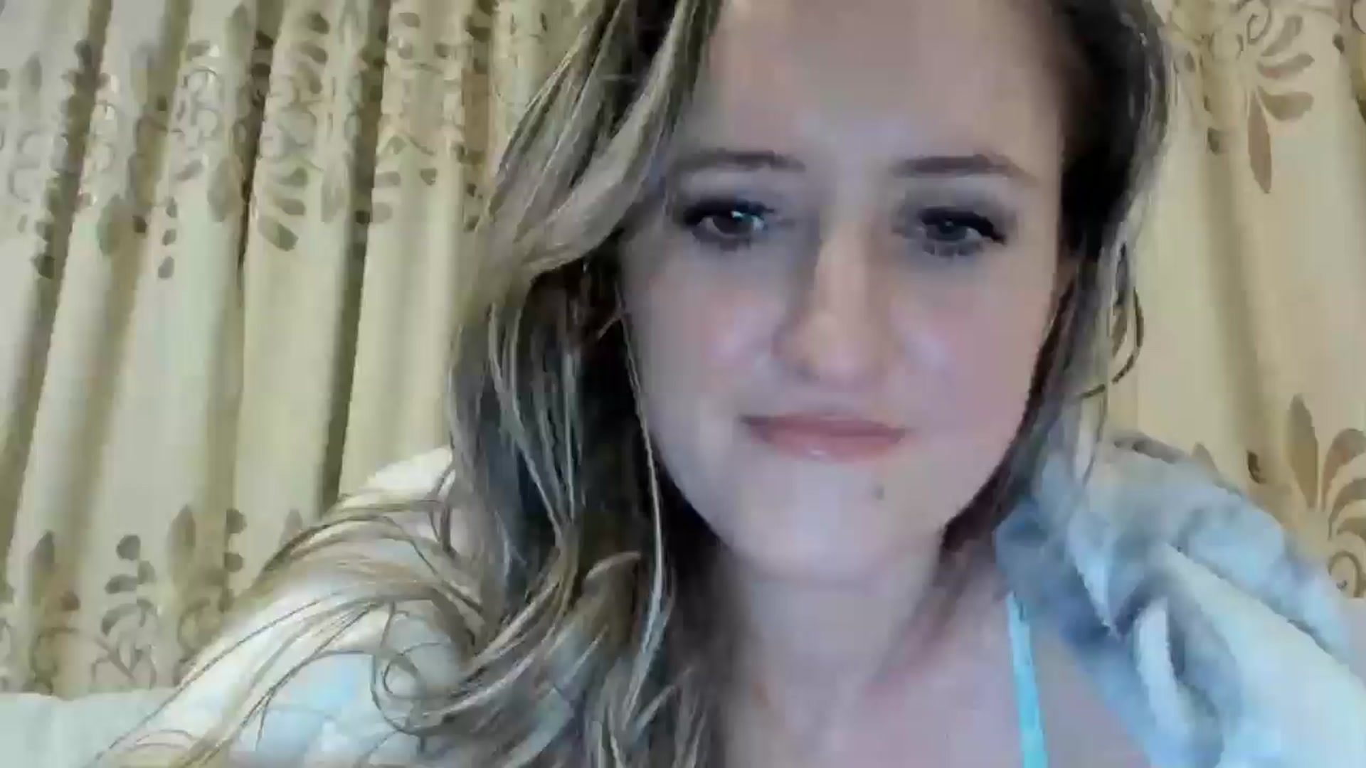 Gallery image thumbnail from BestDream's myfreecams stream on, 11/11/2024, 20:37 image 4 of 20