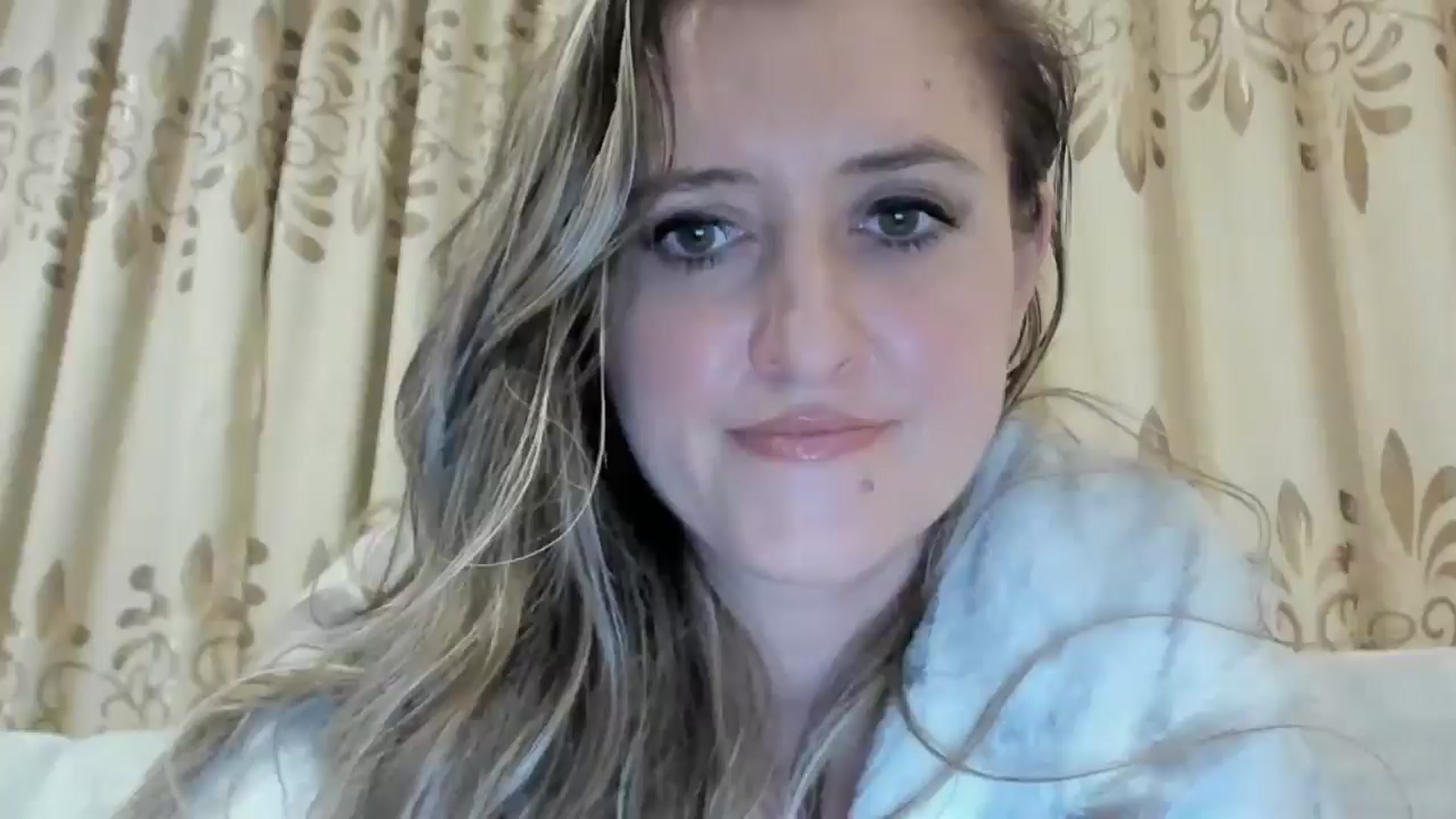 Gallery image thumbnail from BestDream's myfreecams stream on, 11/11/2024, 21:30 image 4 of 20