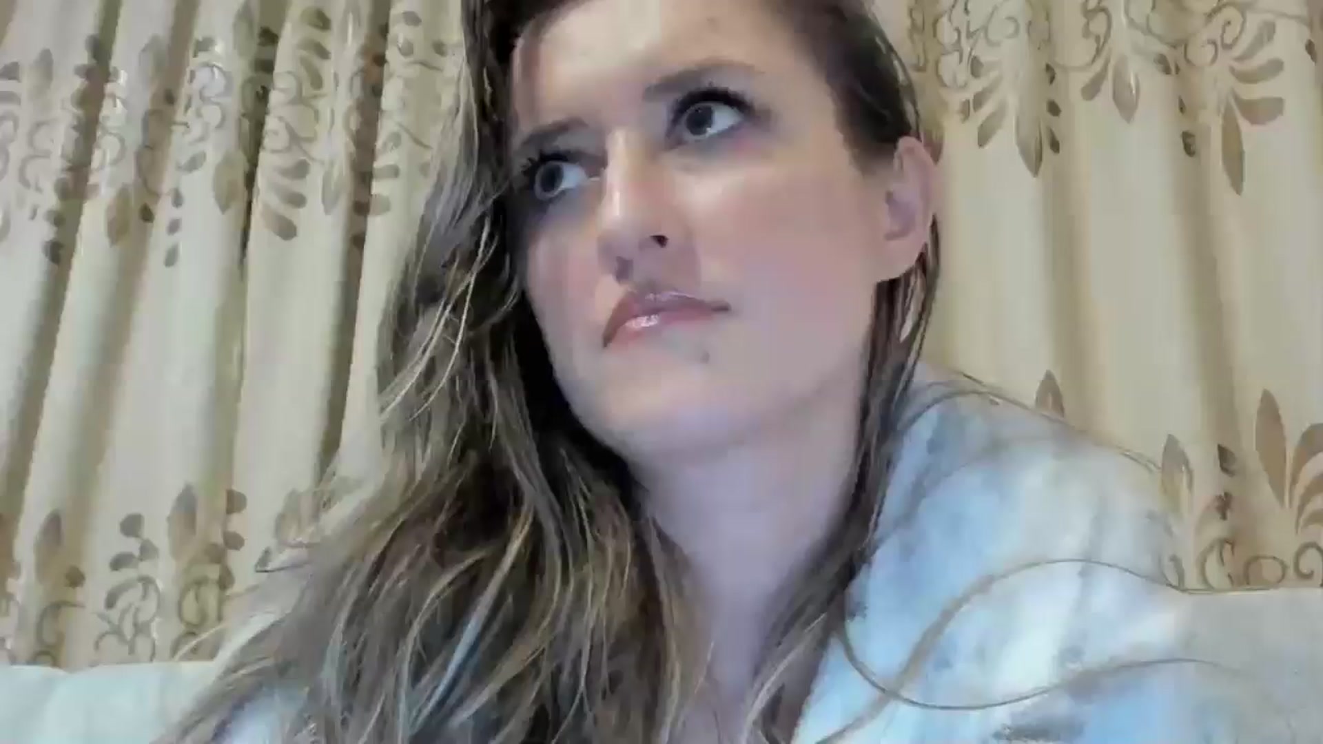 Gallery image thumbnail from BestDream's myfreecams stream on, 11/11/2024, 21:30 image 7 of 20