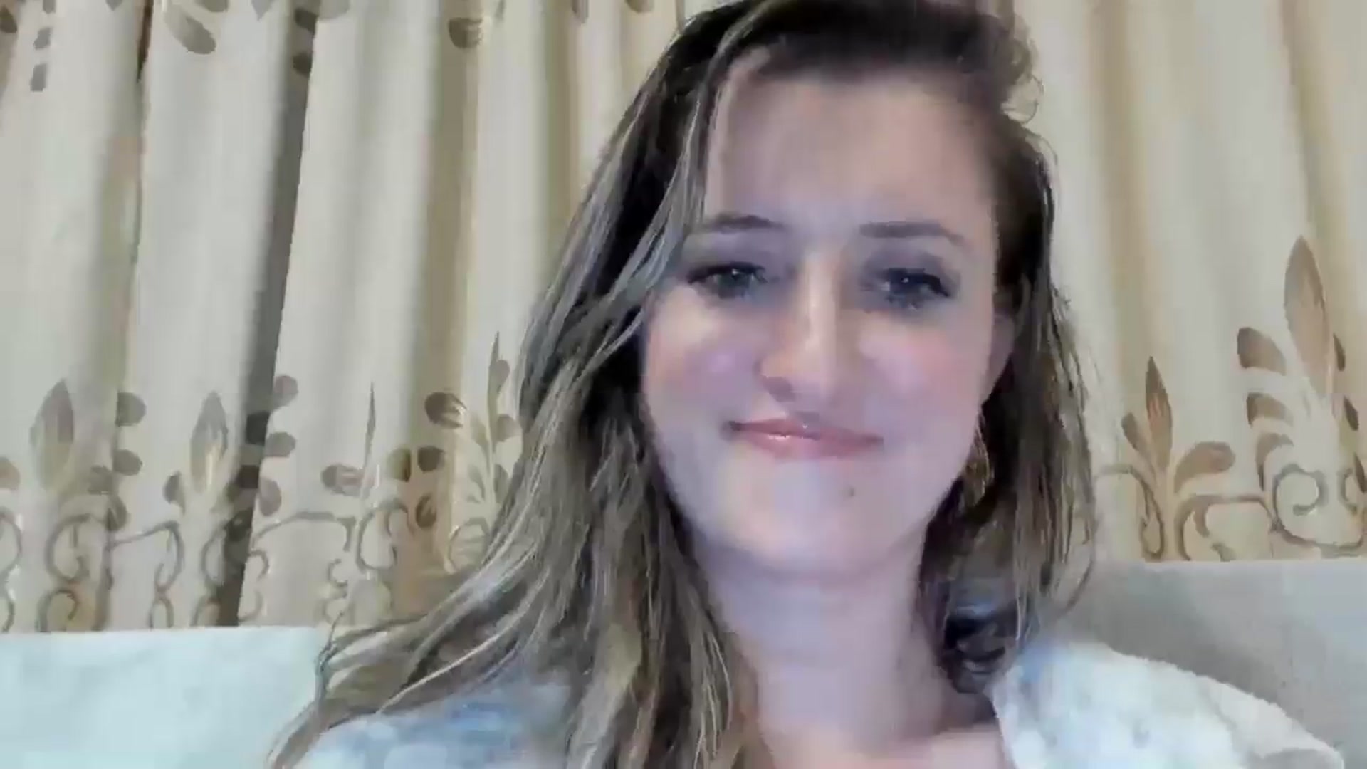 Gallery image thumbnail from BestDream's myfreecams stream on, 11/11/2024, 22:26 image 10 of 20