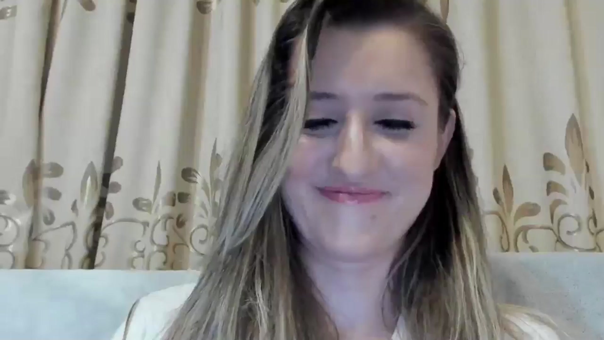 Gallery image thumbnail from BestDream's myfreecams stream on, 11/13/2024, 24:01 image 17 of 20