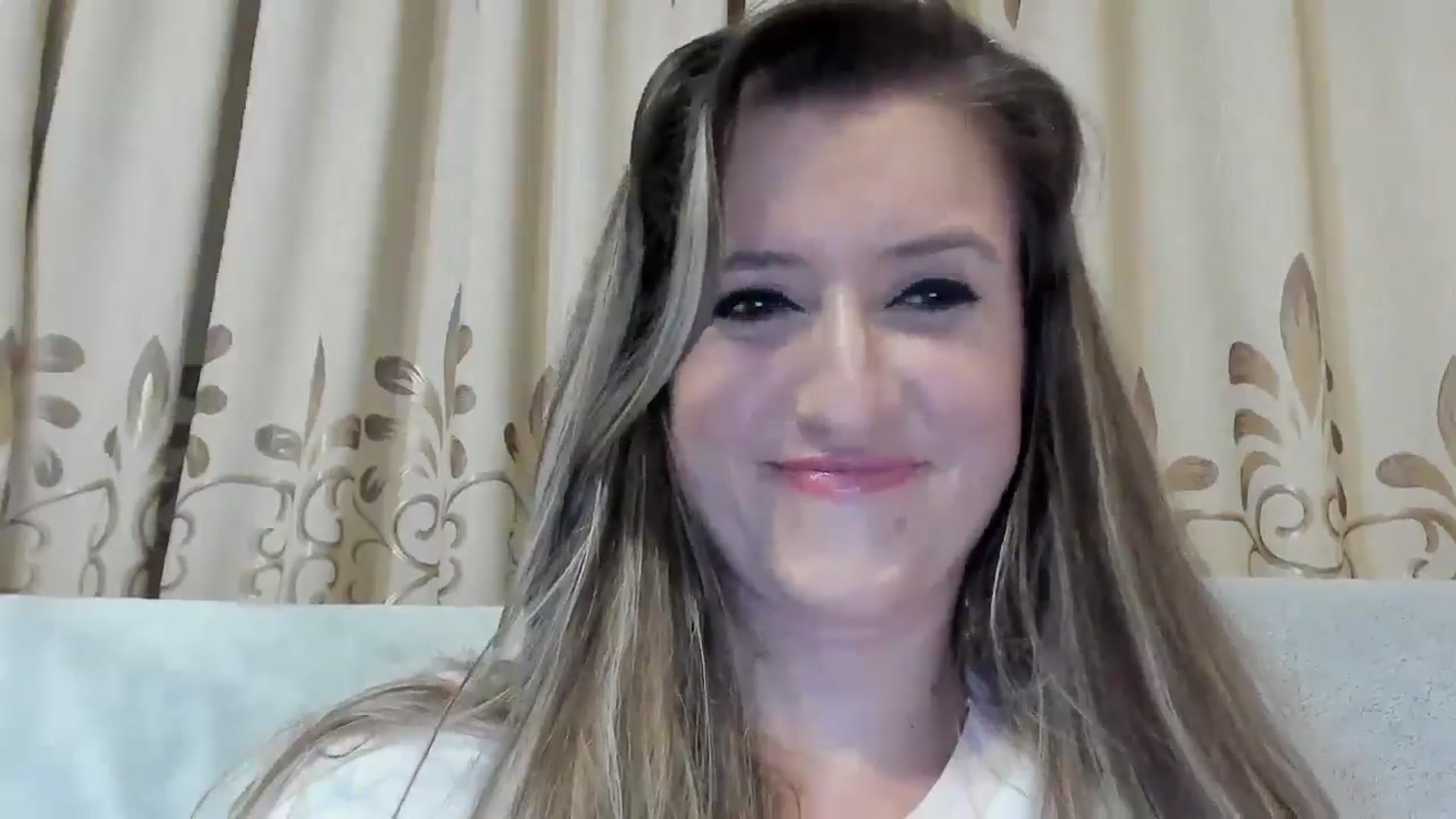 Gallery image thumbnail from BestDream's myfreecams stream on, 11/13/2024, 24:01 image 5 of 20