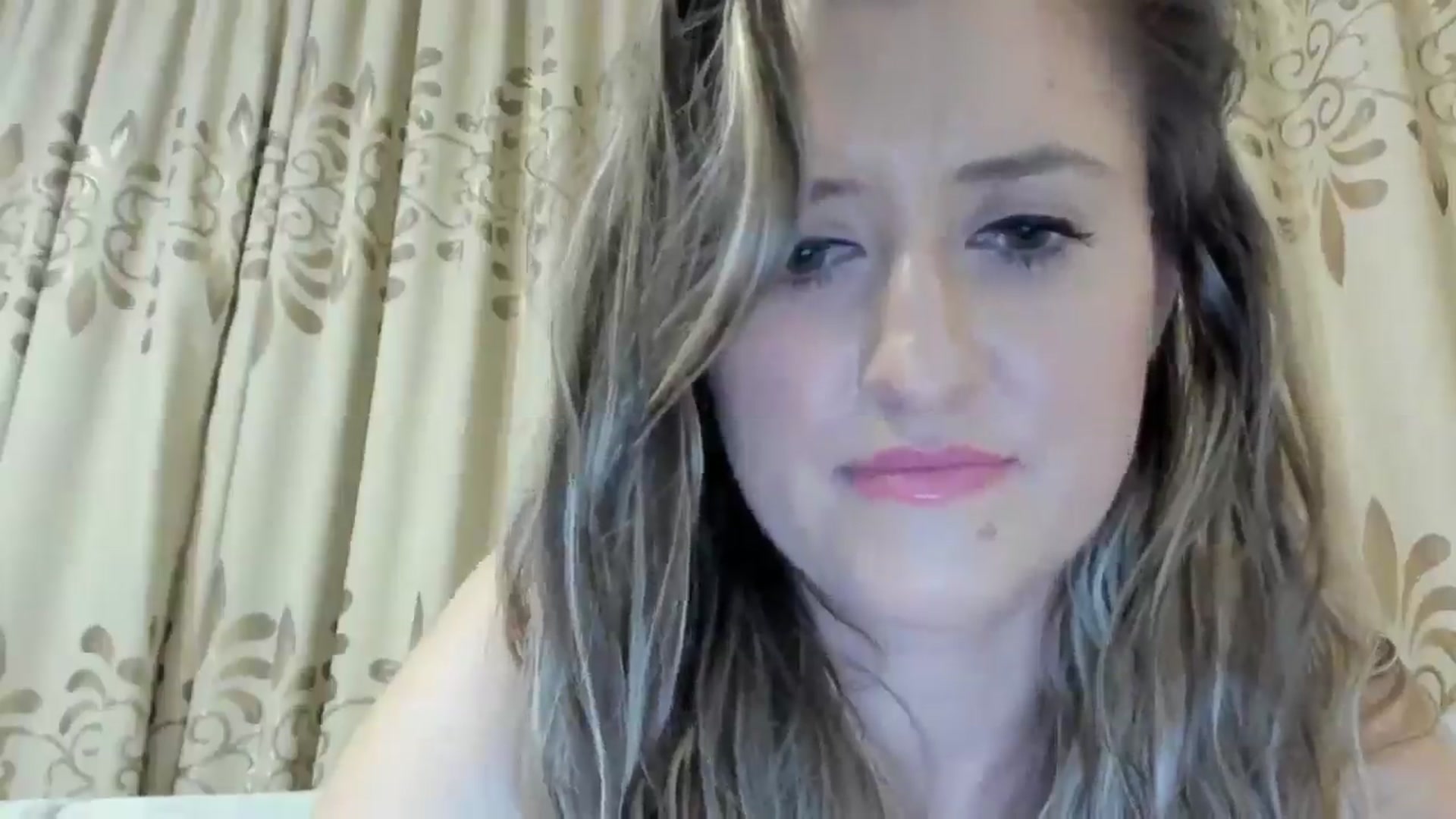 Gallery image thumbnail from BestDream's myfreecams stream on, 11/13/2024, 19:54 image 8 of 20