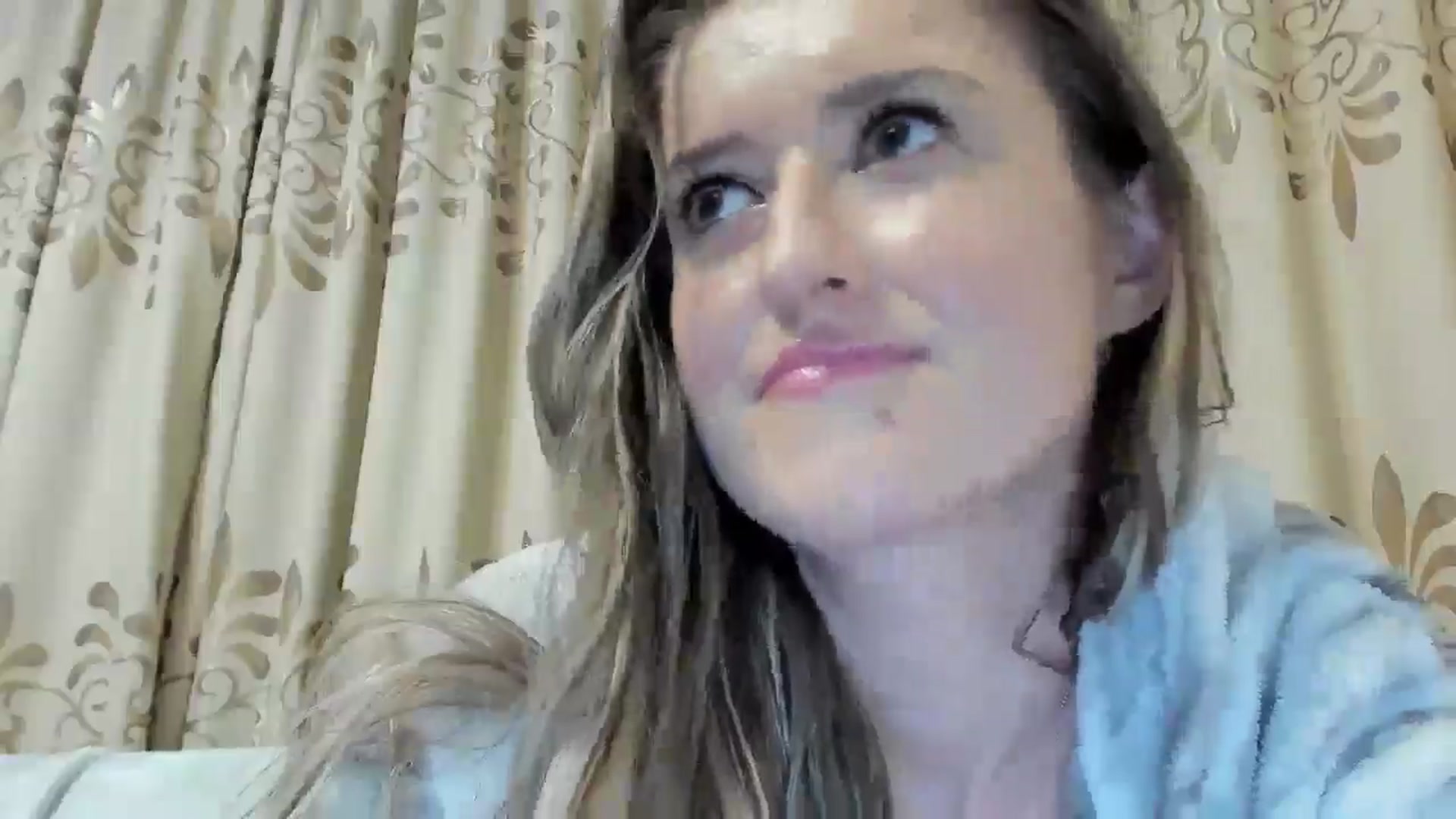 Gallery image thumbnail from BestDream's myfreecams stream on, 11/13/2024, 20:54 image 17 of 20