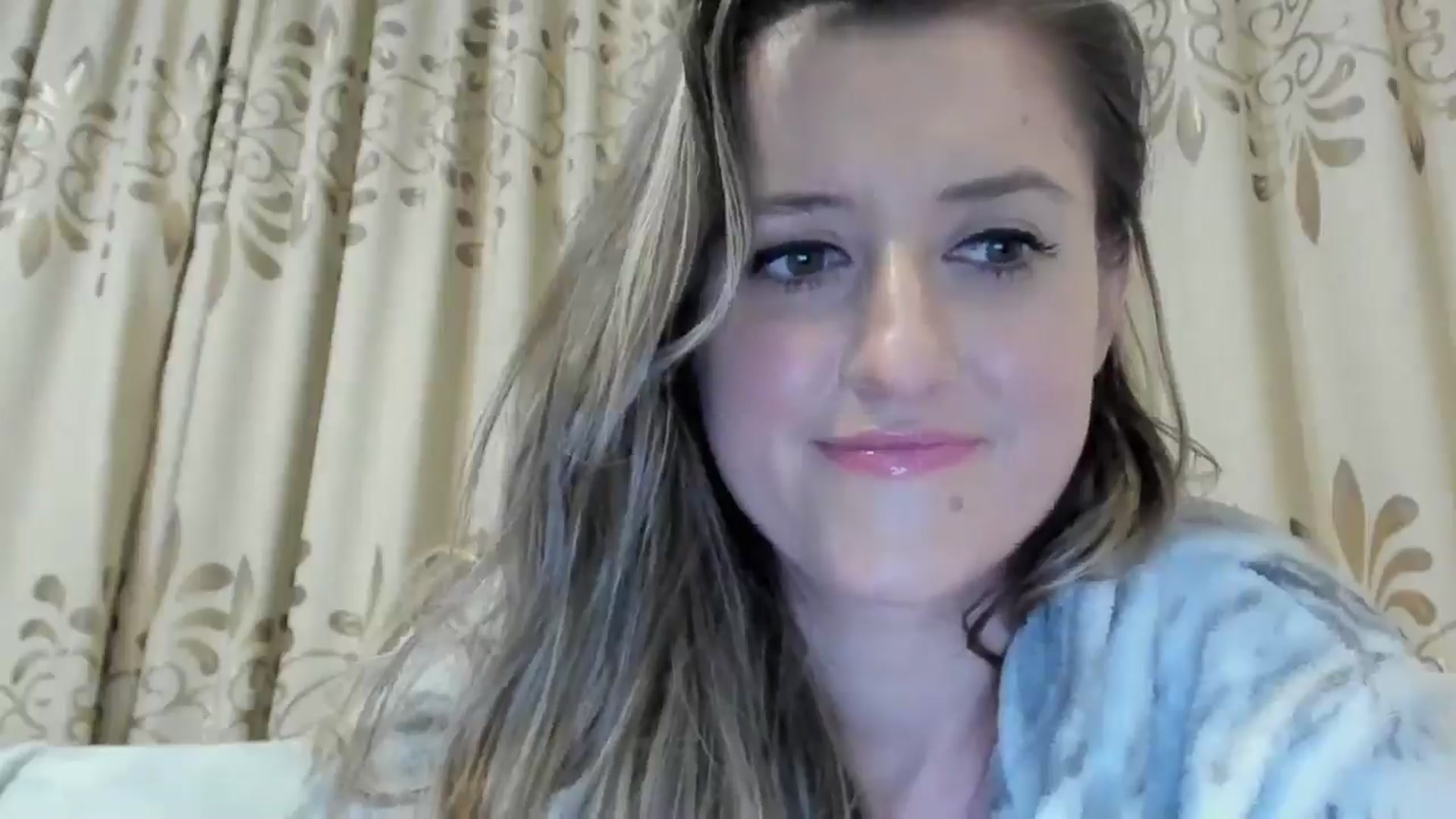 Gallery image thumbnail from BestDream's myfreecams stream on, 11/13/2024, 21:13 image 10 of 20